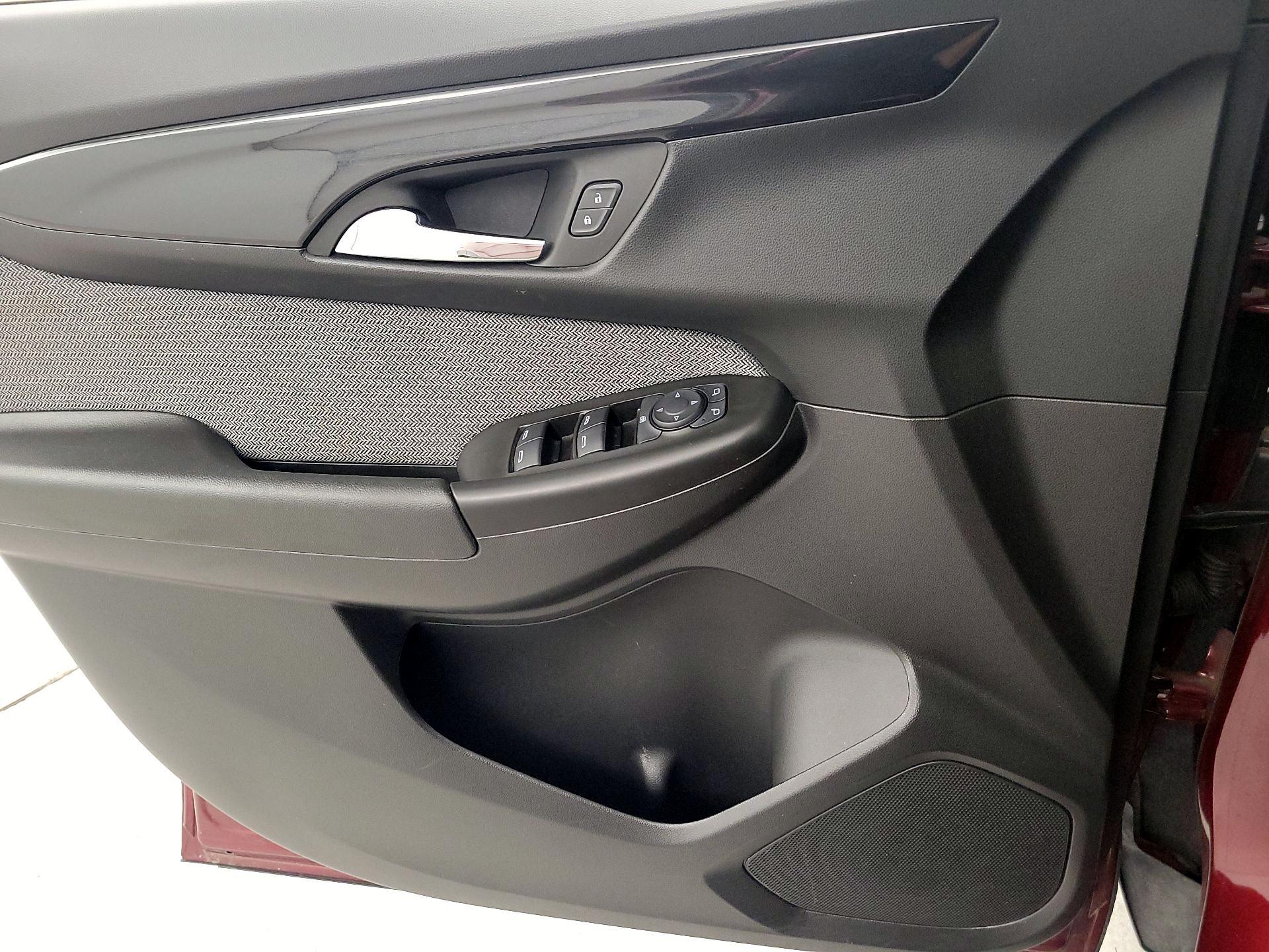 Thumbnail: 2024 Chevrolet TrailBlazer - 12