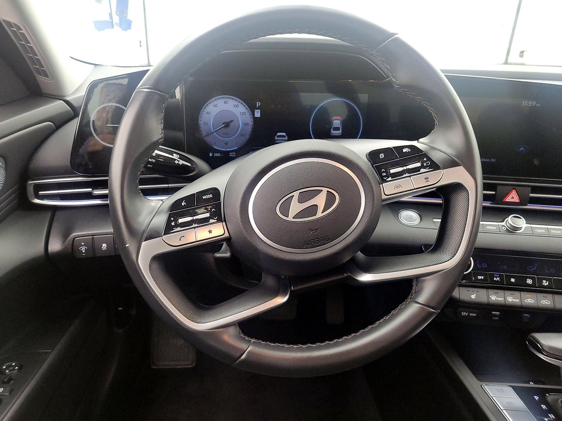 Thumbnail: 2025 Hyundai Elantra - 10