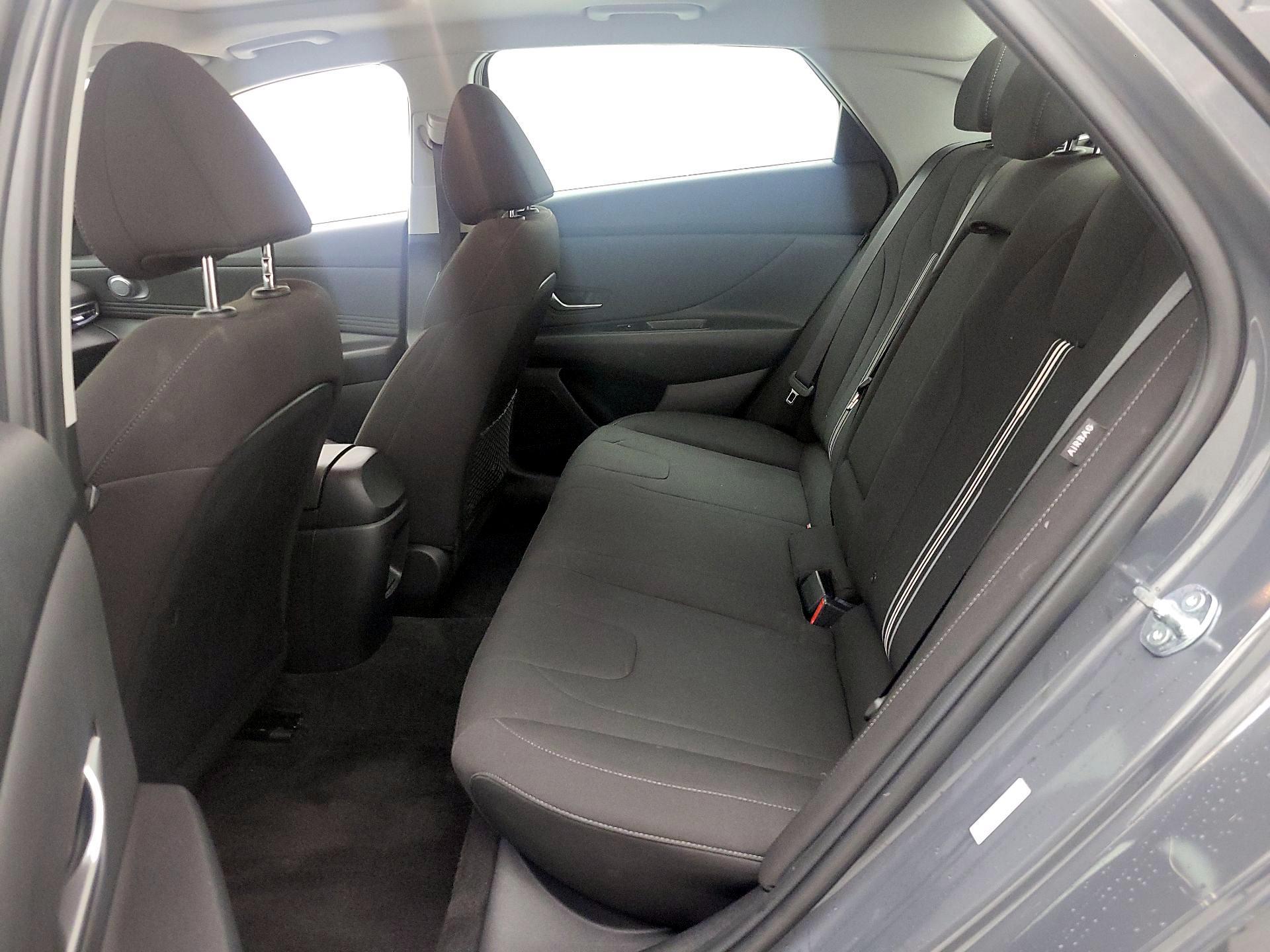 Thumbnail: 2025 Hyundai Elantra - 20