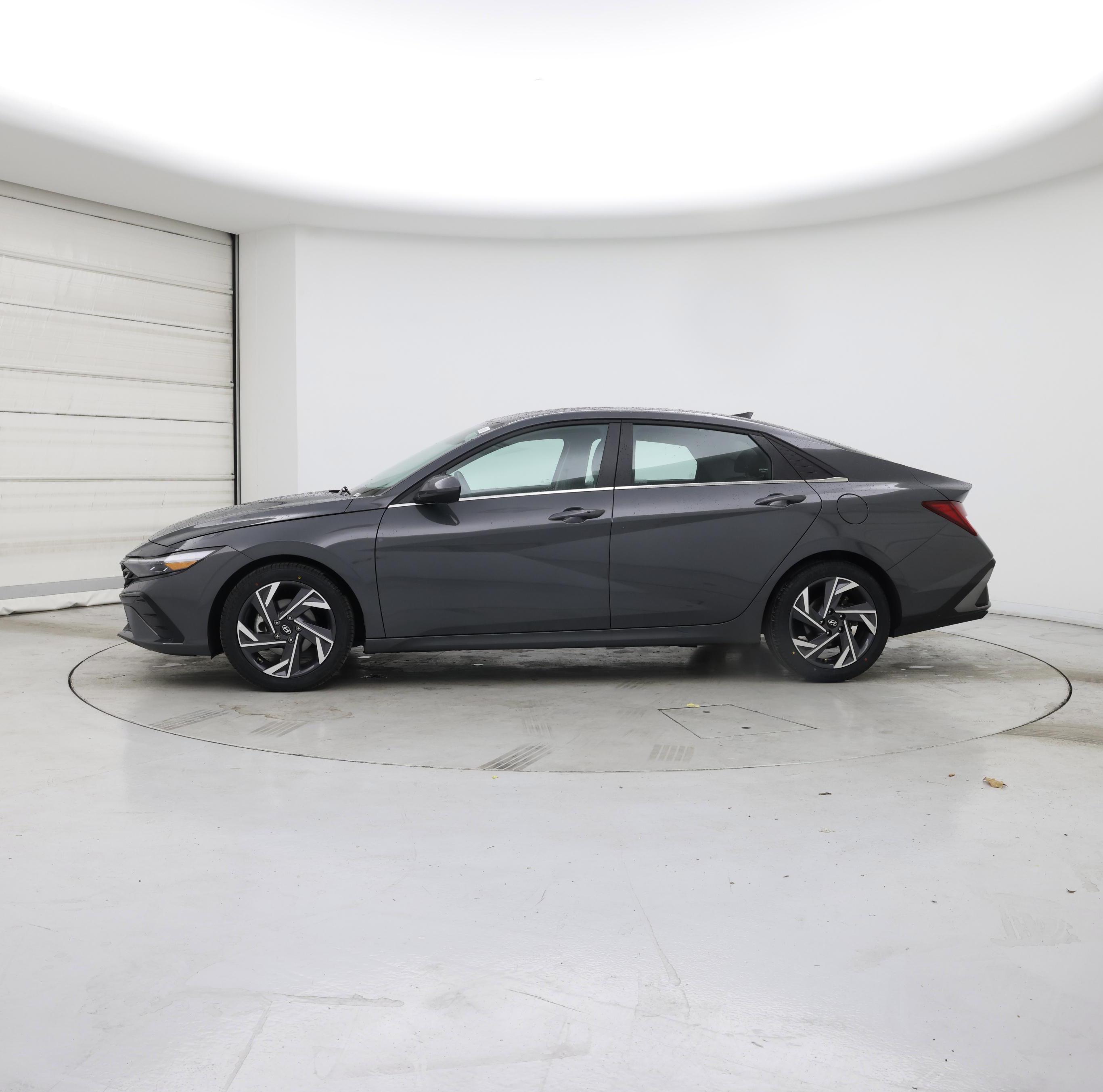 Thumbnail: 2025 Hyundai Elantra - 3