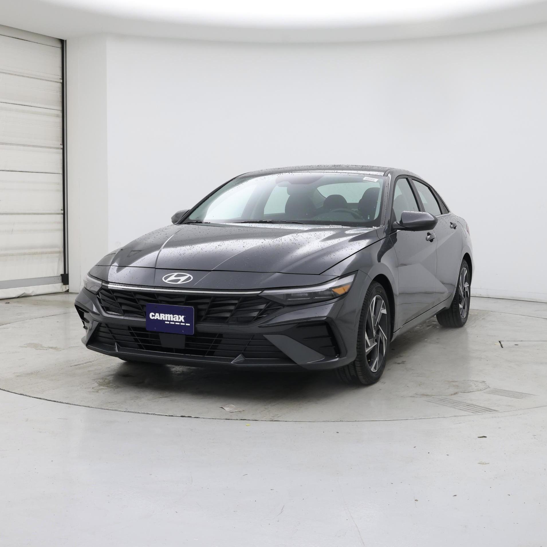 Thumbnail: 2025 Hyundai Elantra - 4