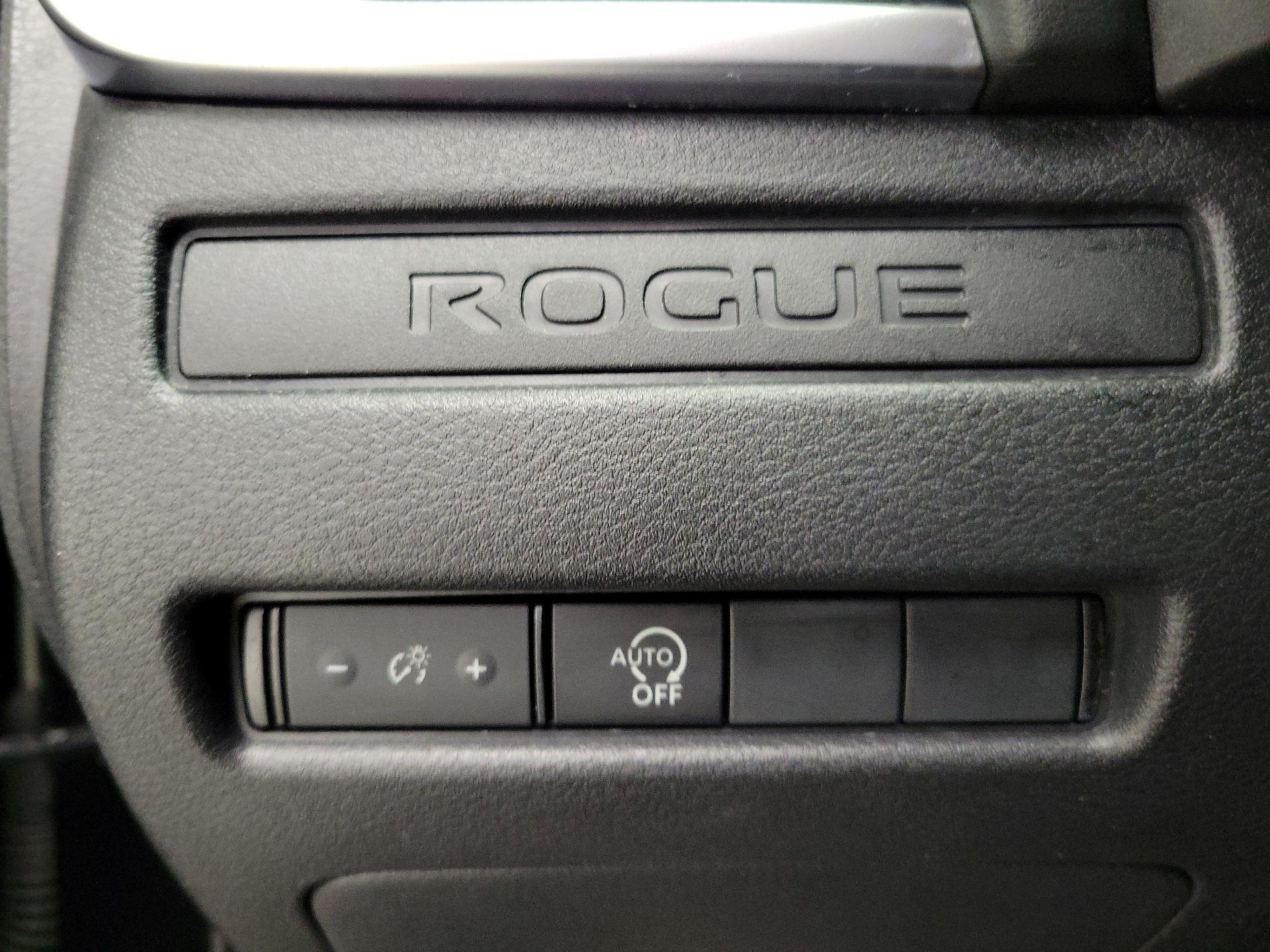 Thumbnail: 2023 Nissan Rogue - 13