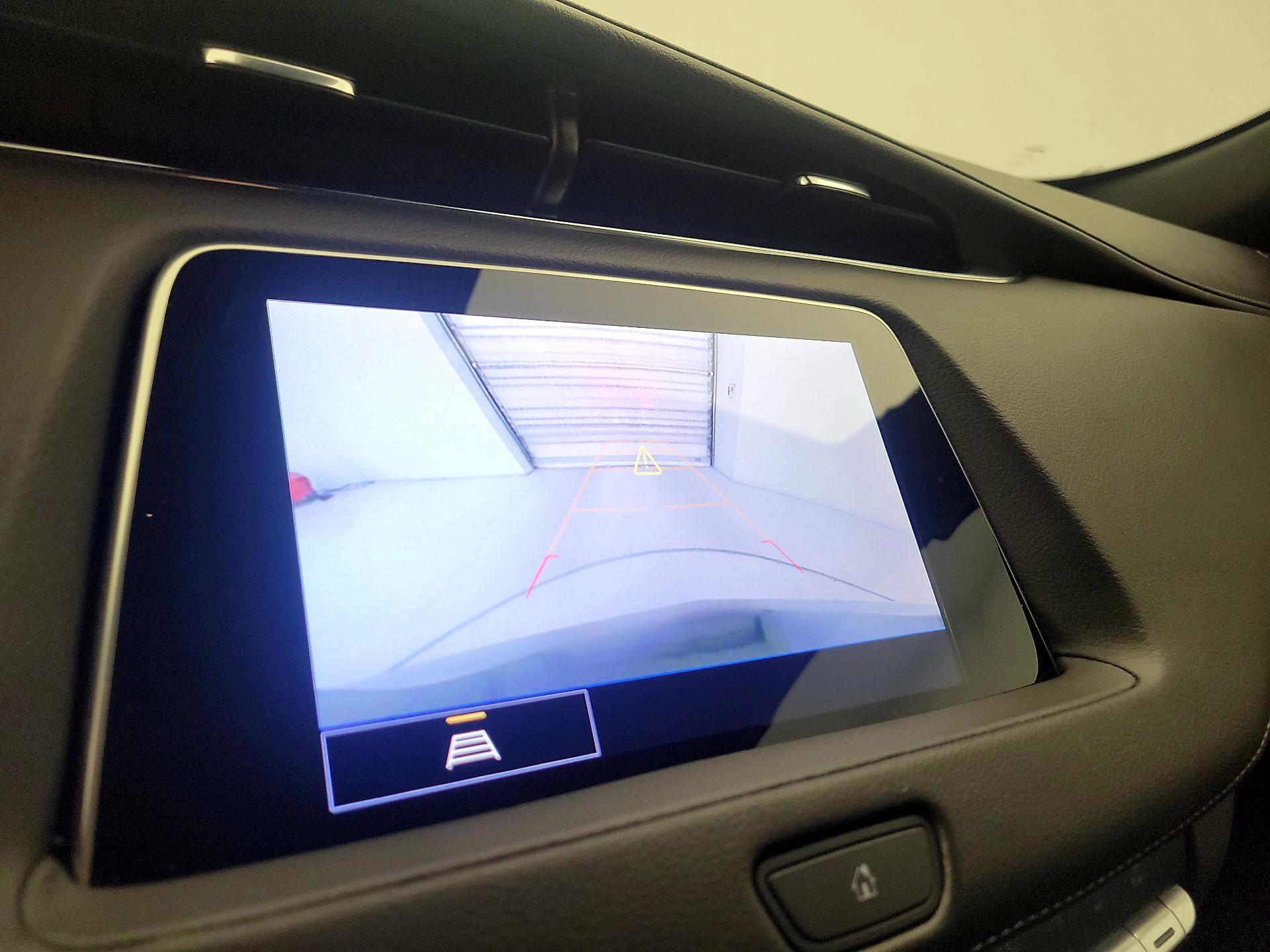 Thumbnail: 2023 Cadillac XT4 - 14