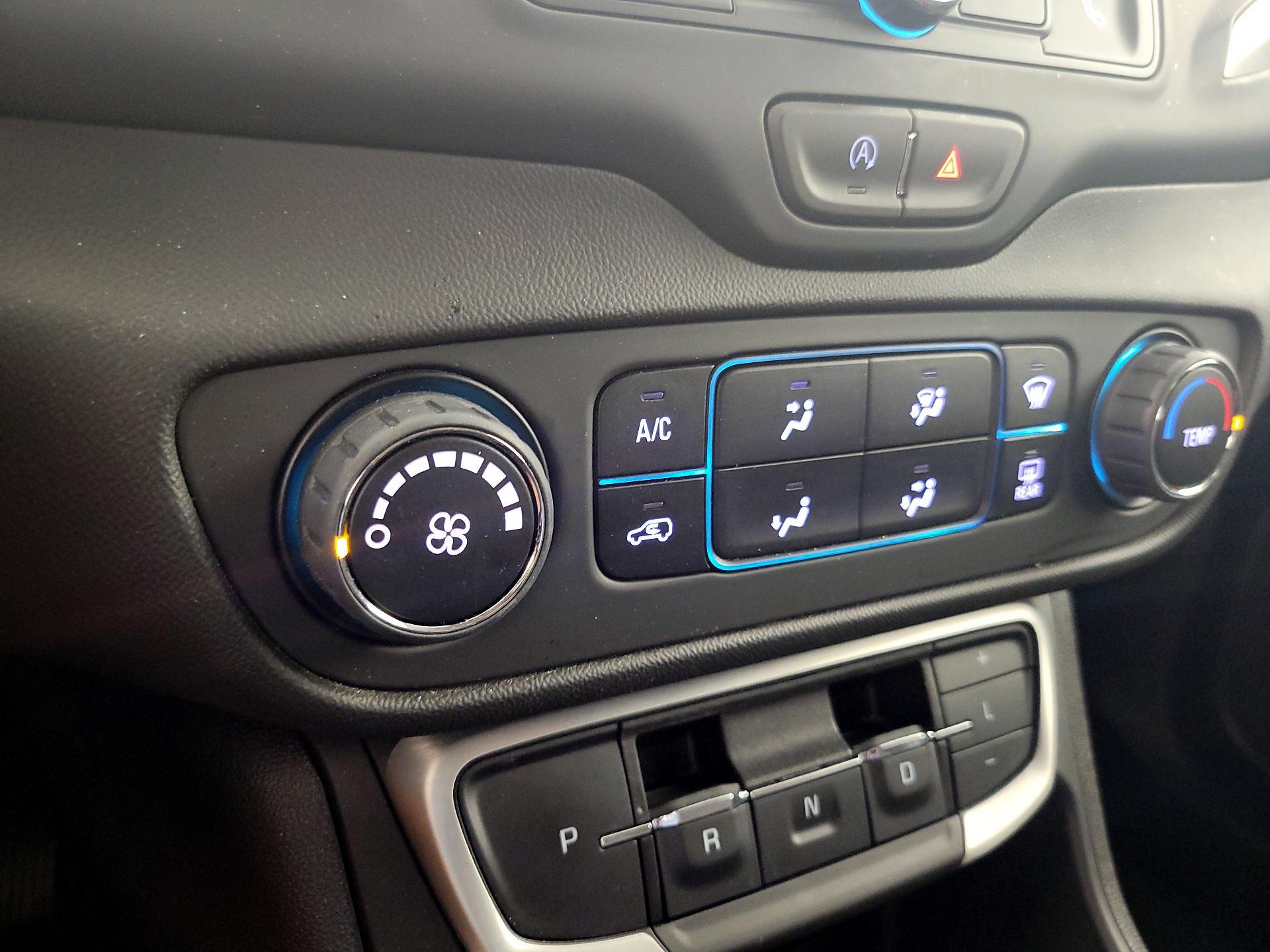 Thumbnail: 2024 GMC Terrain - 16