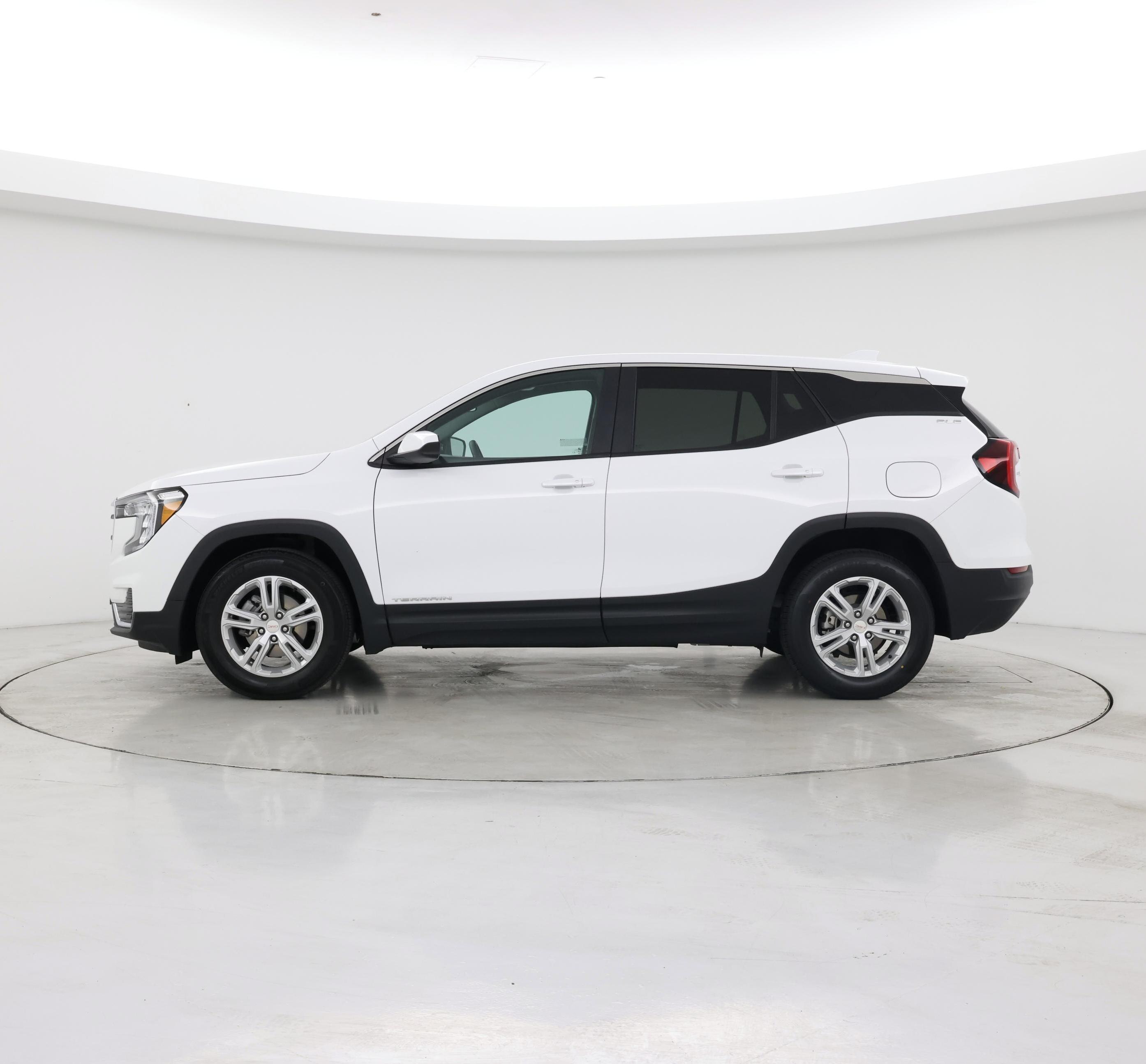 Thumbnail: 2024 GMC Terrain - 3