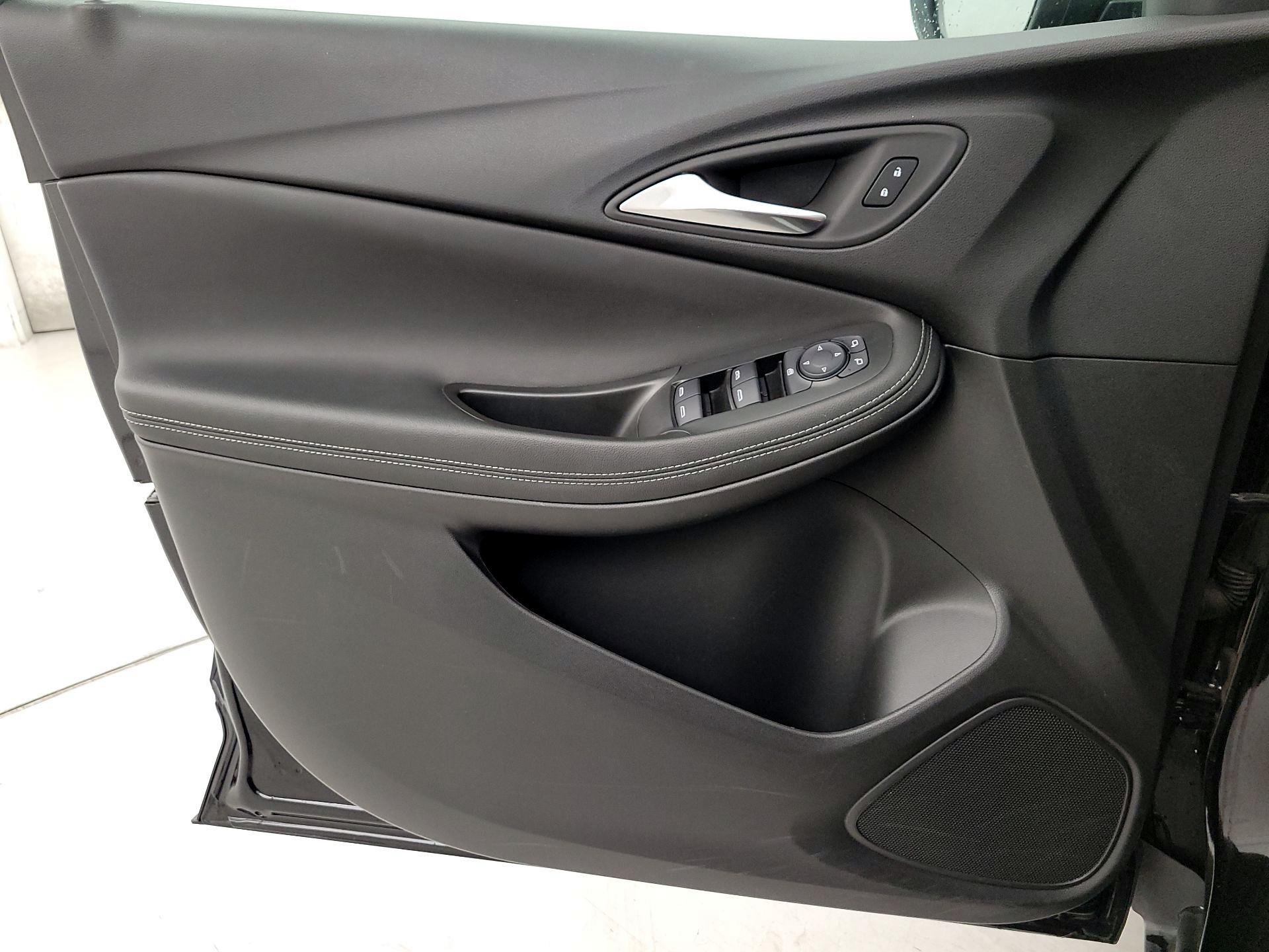 Thumbnail: 2025 Buick Encore GX - 12