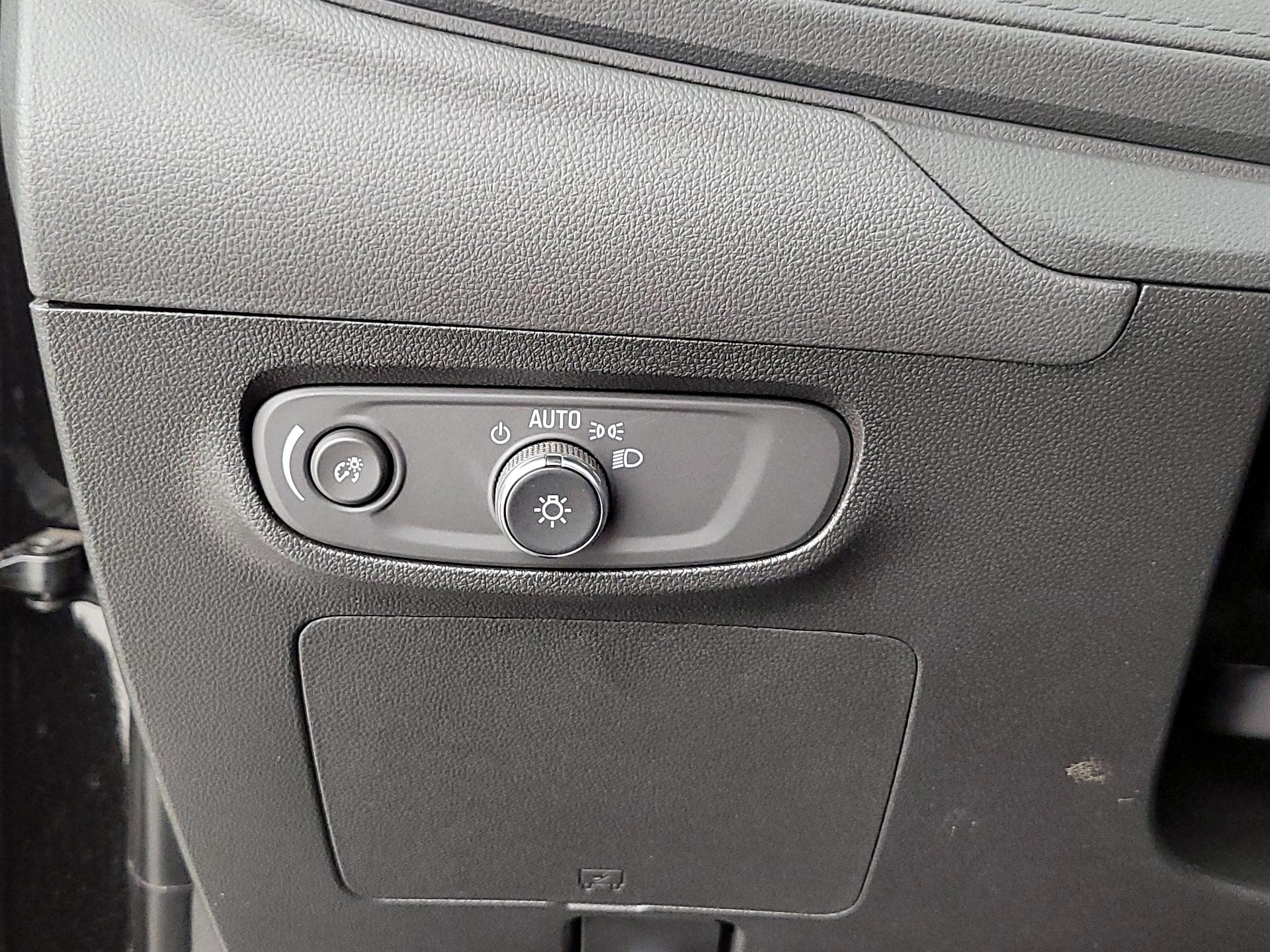 Thumbnail: 2025 Buick Encore GX - 13