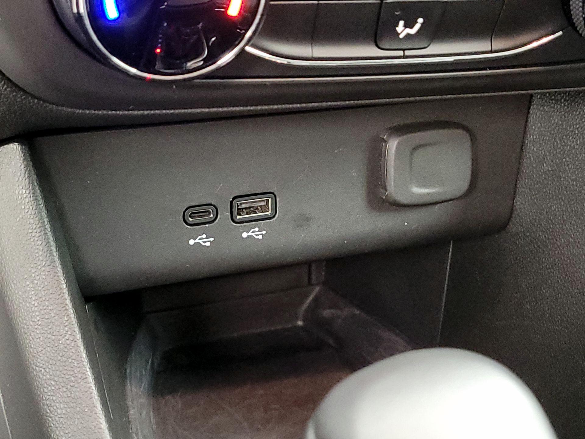 Thumbnail: 2025 Buick Encore GX - 18