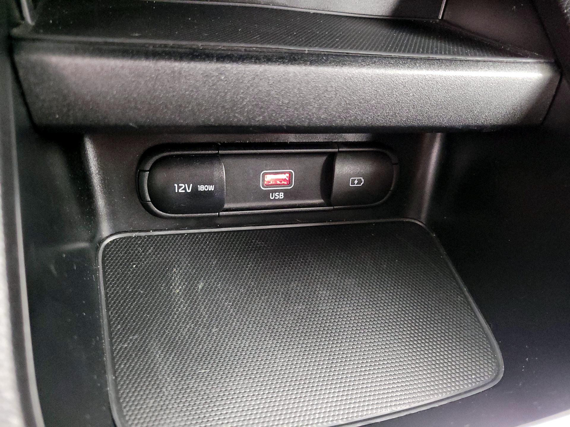 Thumbnail: 2024 Kia Forte - 18