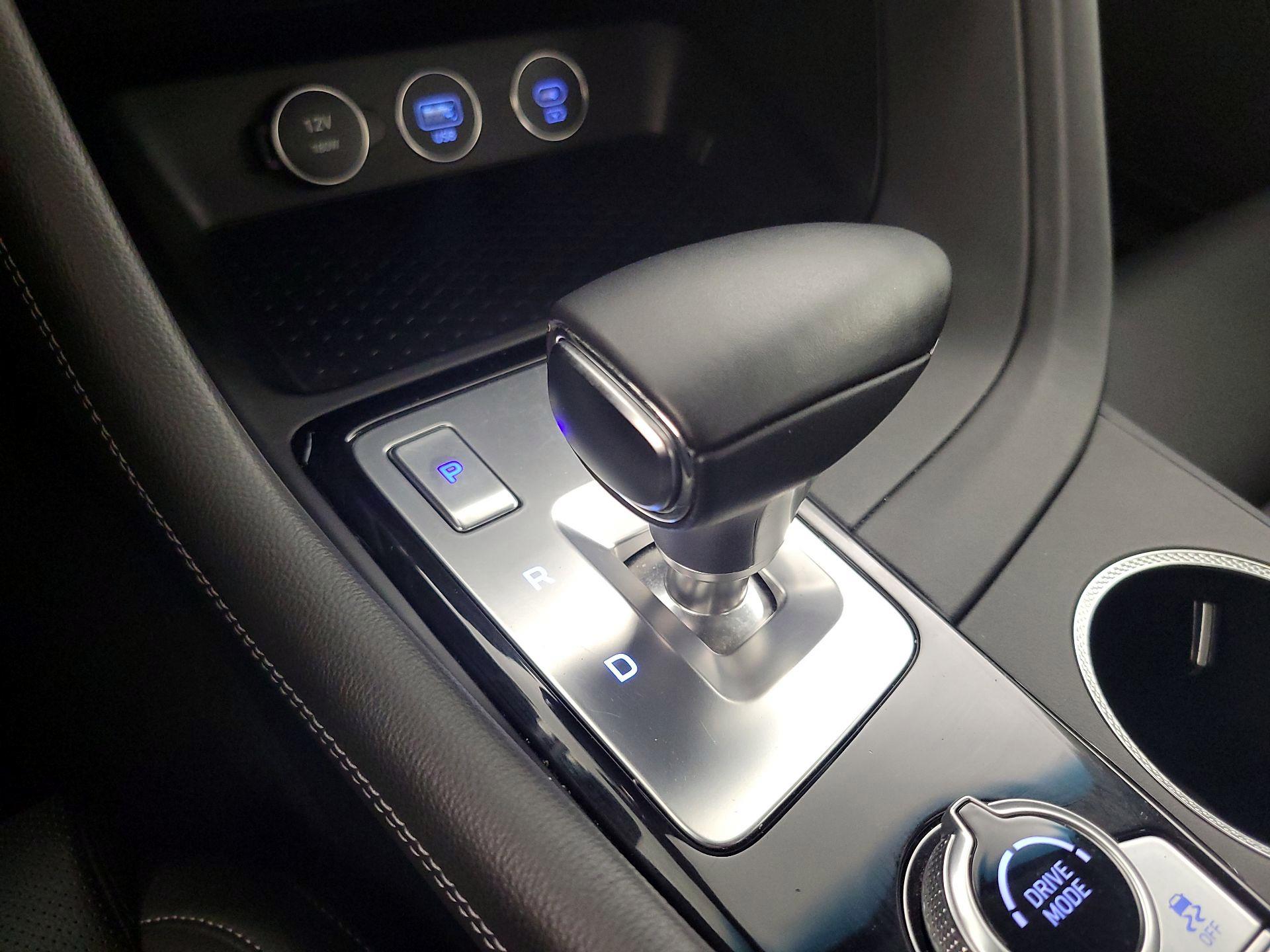 Thumbnail: 2025 Genesis G70 - 18