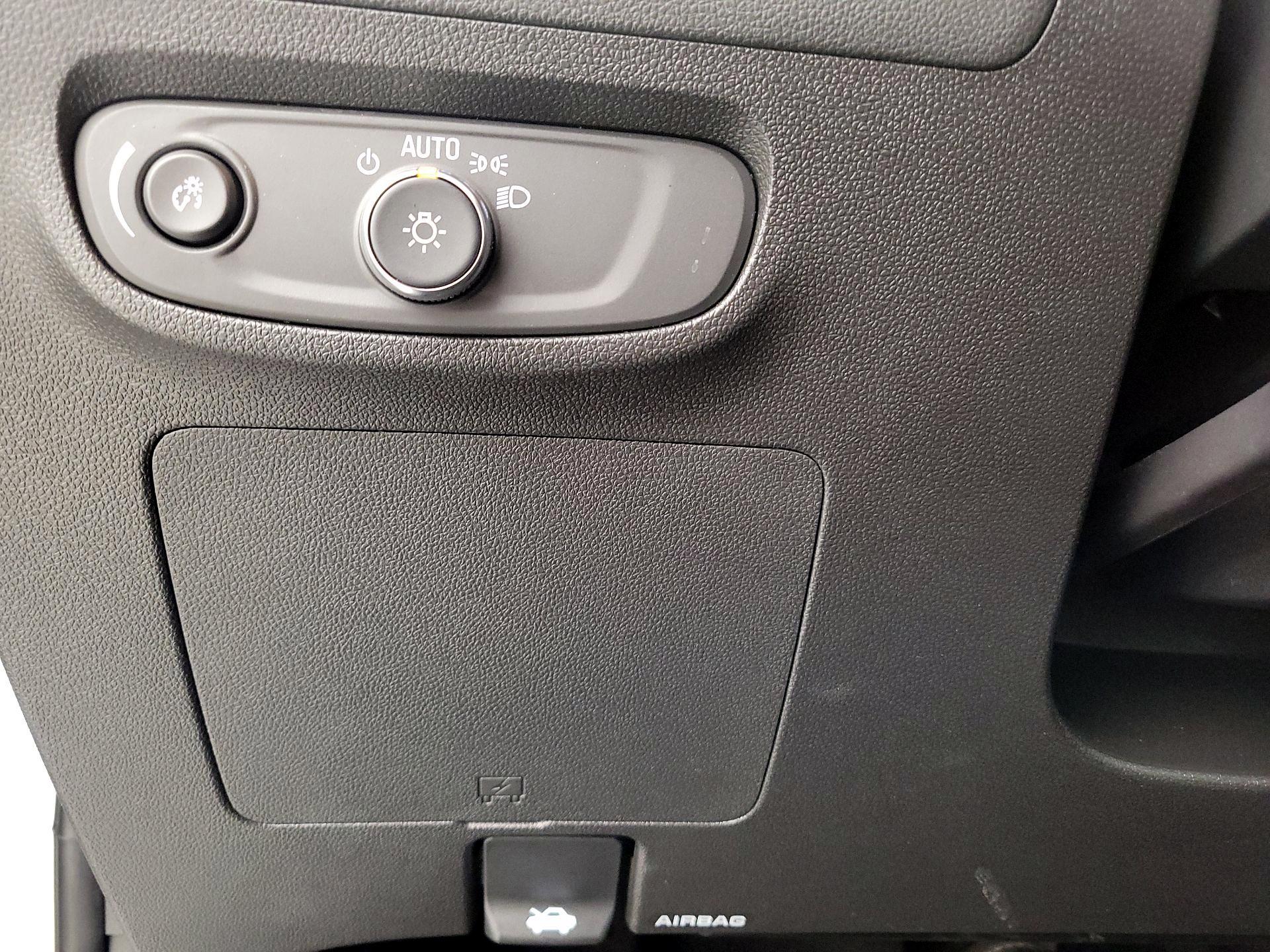 Thumbnail: 2025 Buick Encore GX - 13