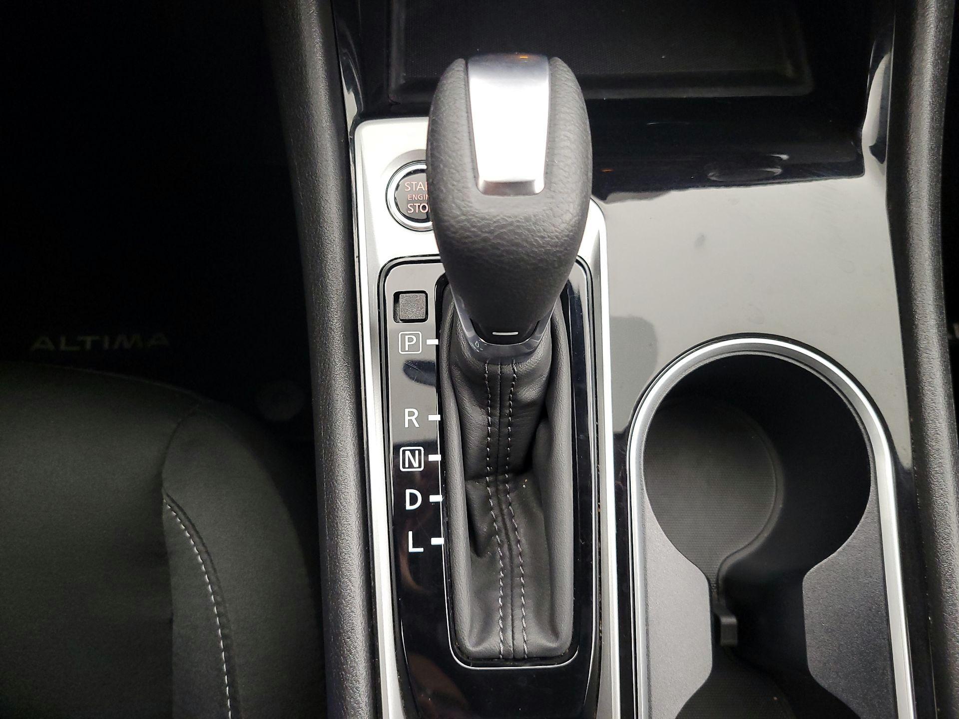 Thumbnail: 2024 Nissan Altima - 17