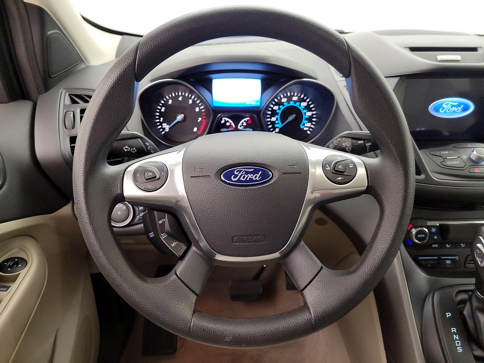 Thumbnail: 2016 Ford Escape - 10