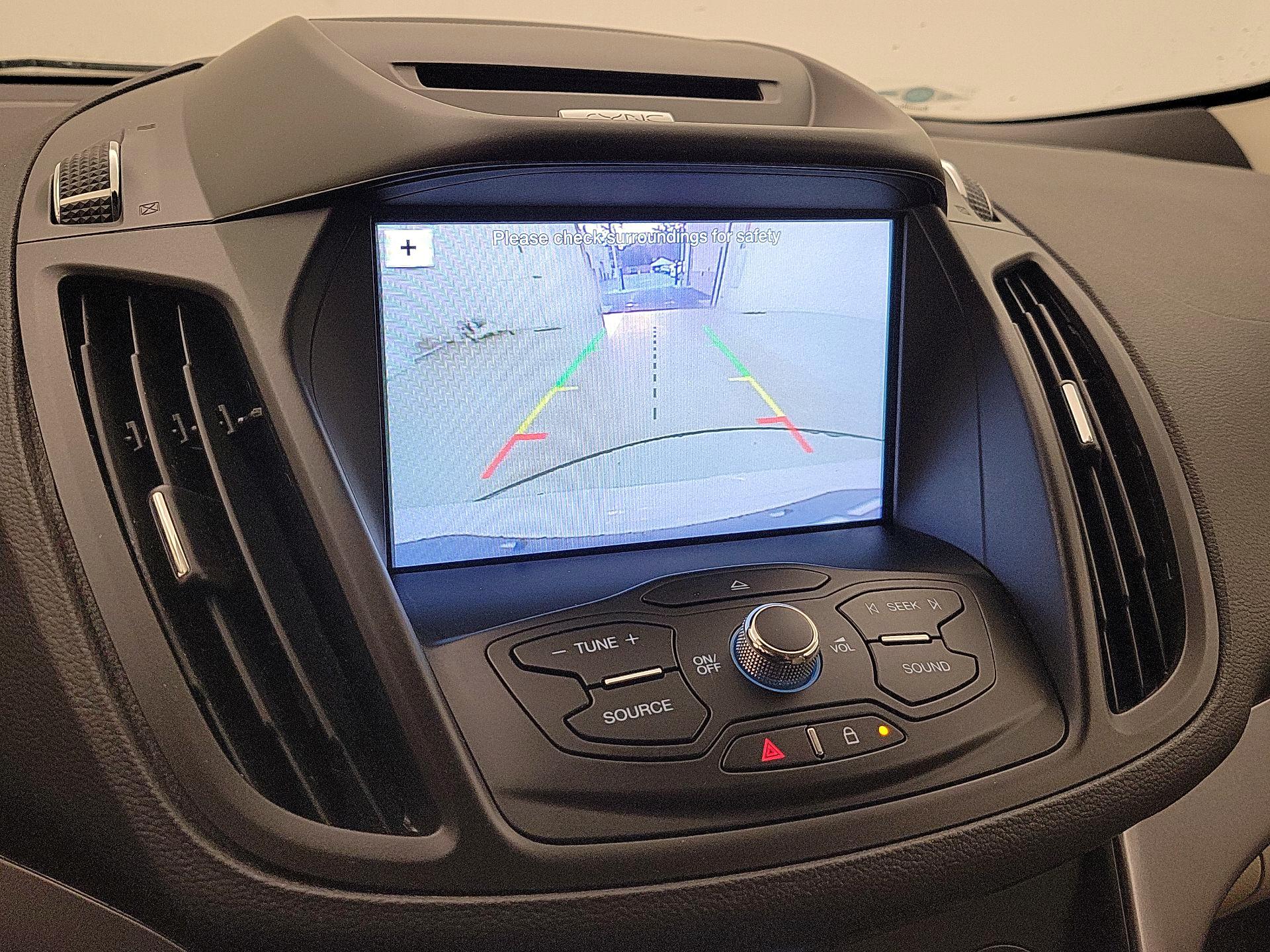 Thumbnail: 2016 Ford Escape - 15