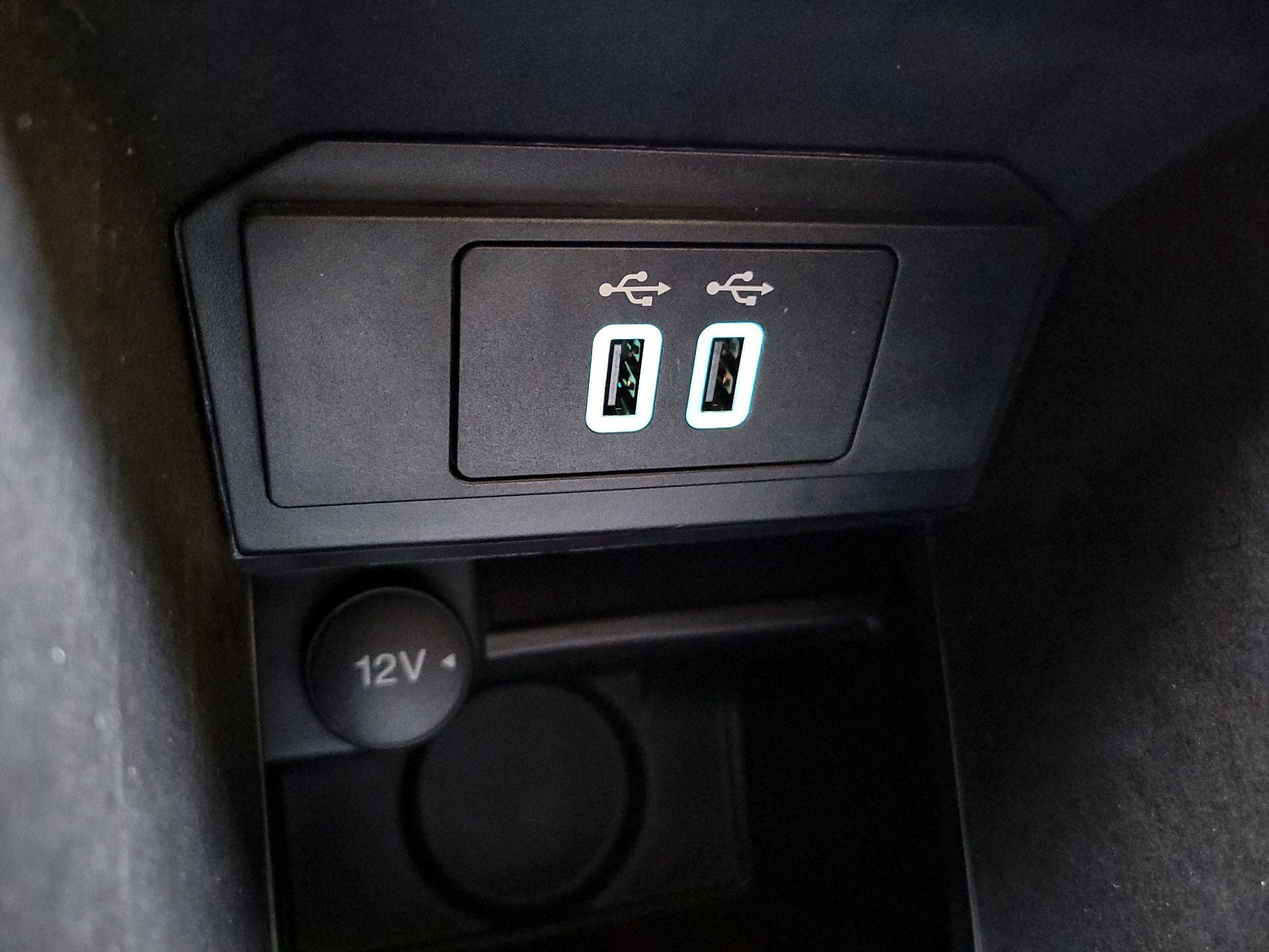 Thumbnail: 2016 Ford Escape - 19