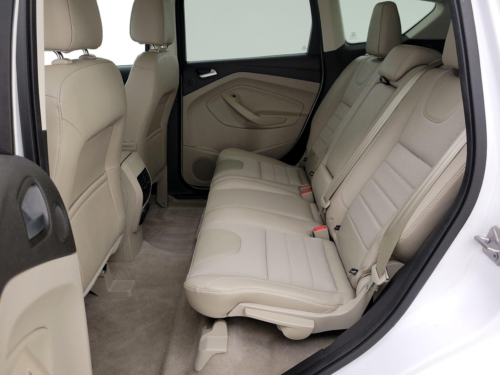 Thumbnail: 2016 Ford Escape - 20