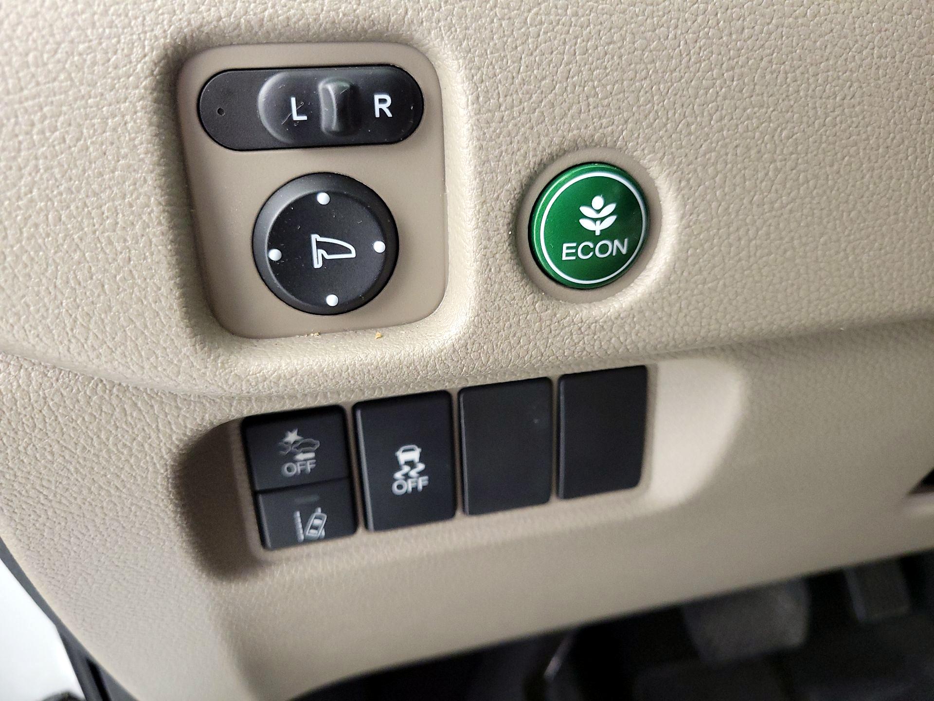 Thumbnail: 2021 Honda Pilot - 13