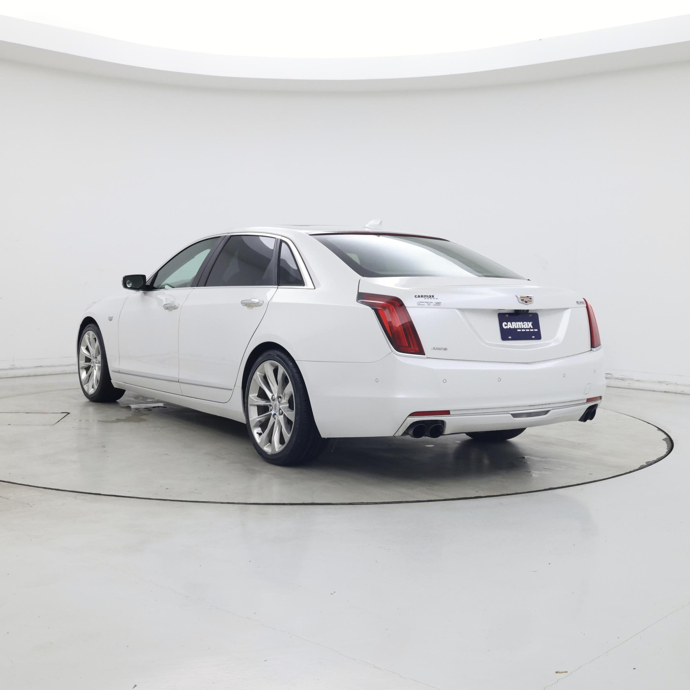 Thumbnail: 2018 Cadillac CT6 - 2