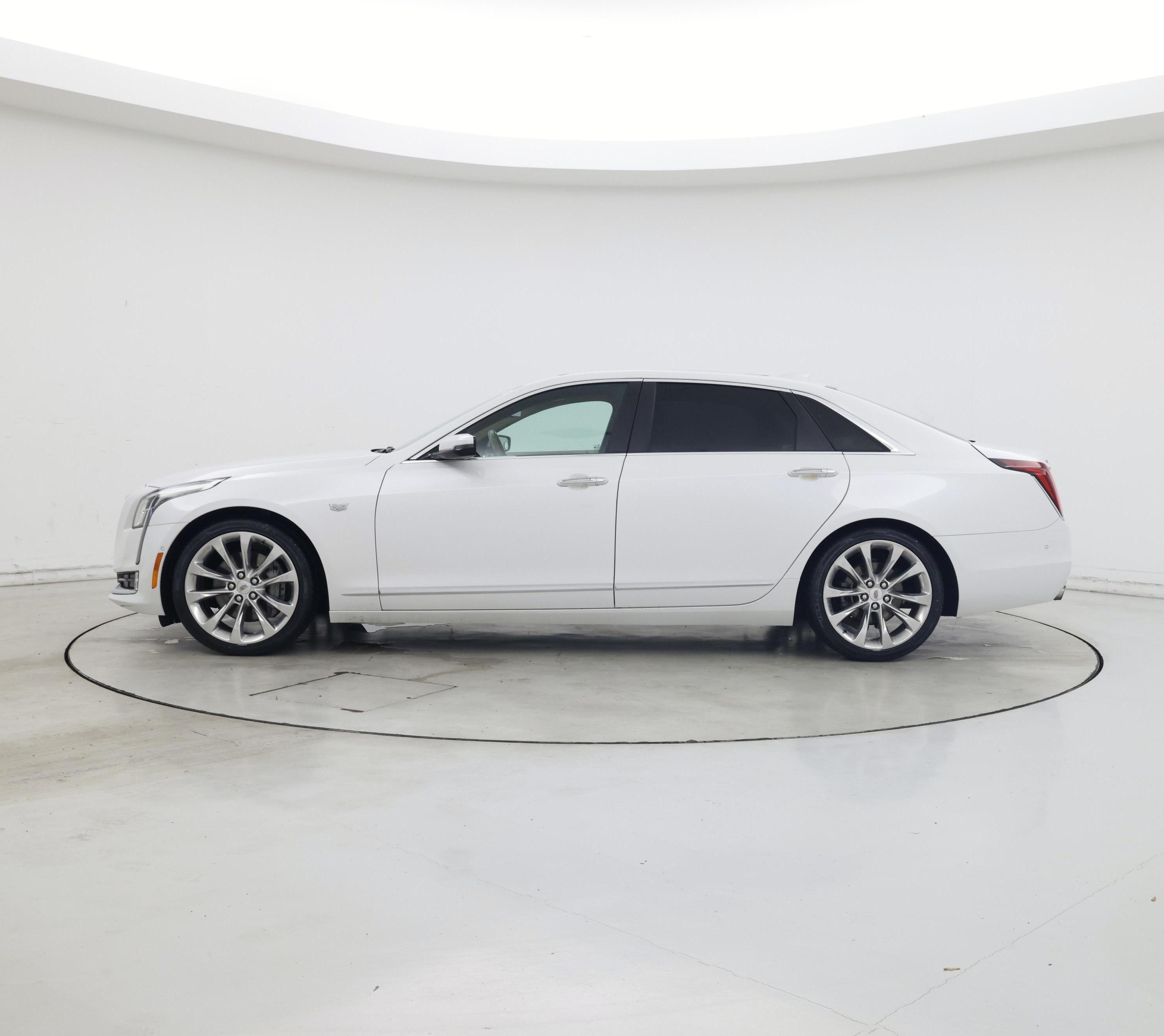 Thumbnail: 2018 Cadillac CT6 - 3