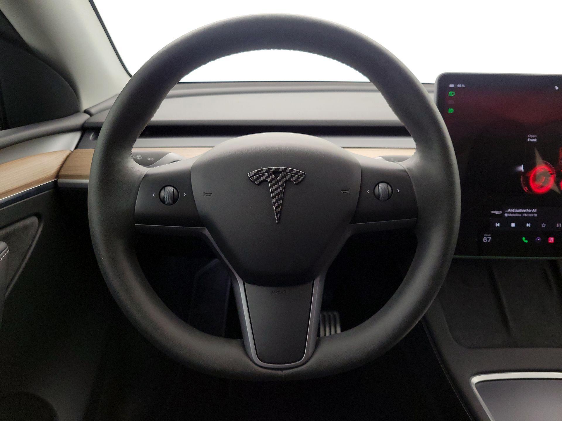 Thumbnail: 2023 Tesla Model Y - 10