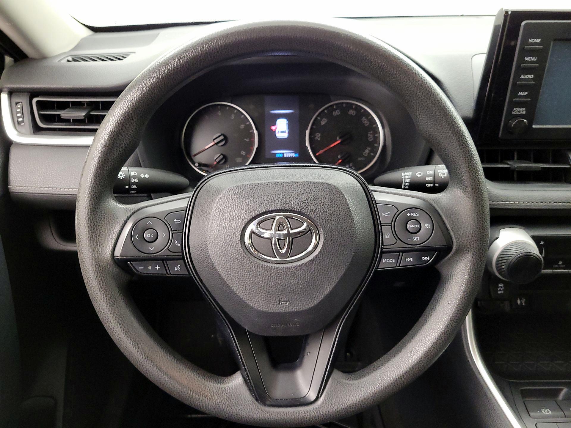 Thumbnail: 2019 Toyota RAV4 - 10