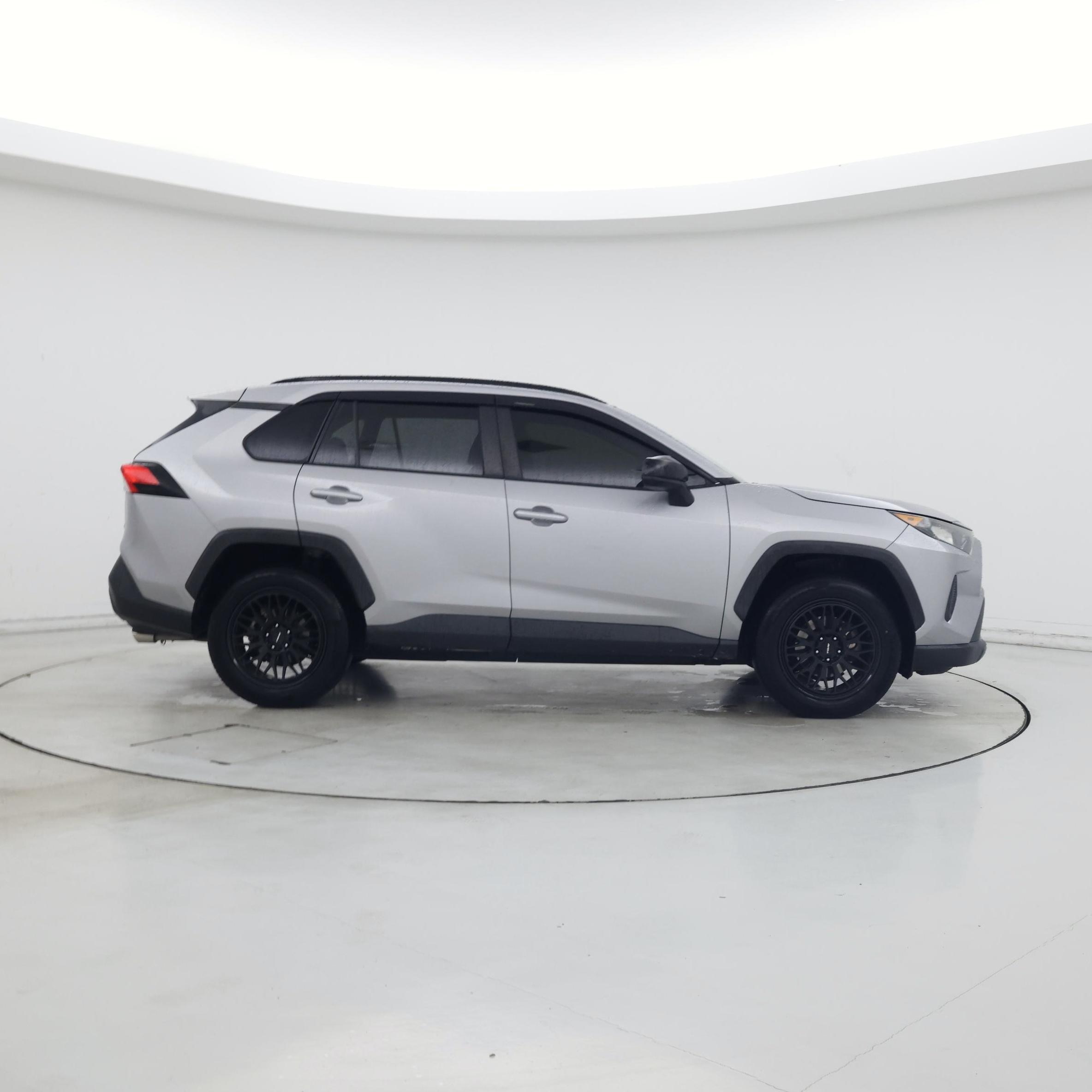 Thumbnail: 2019 Toyota RAV4 - 7