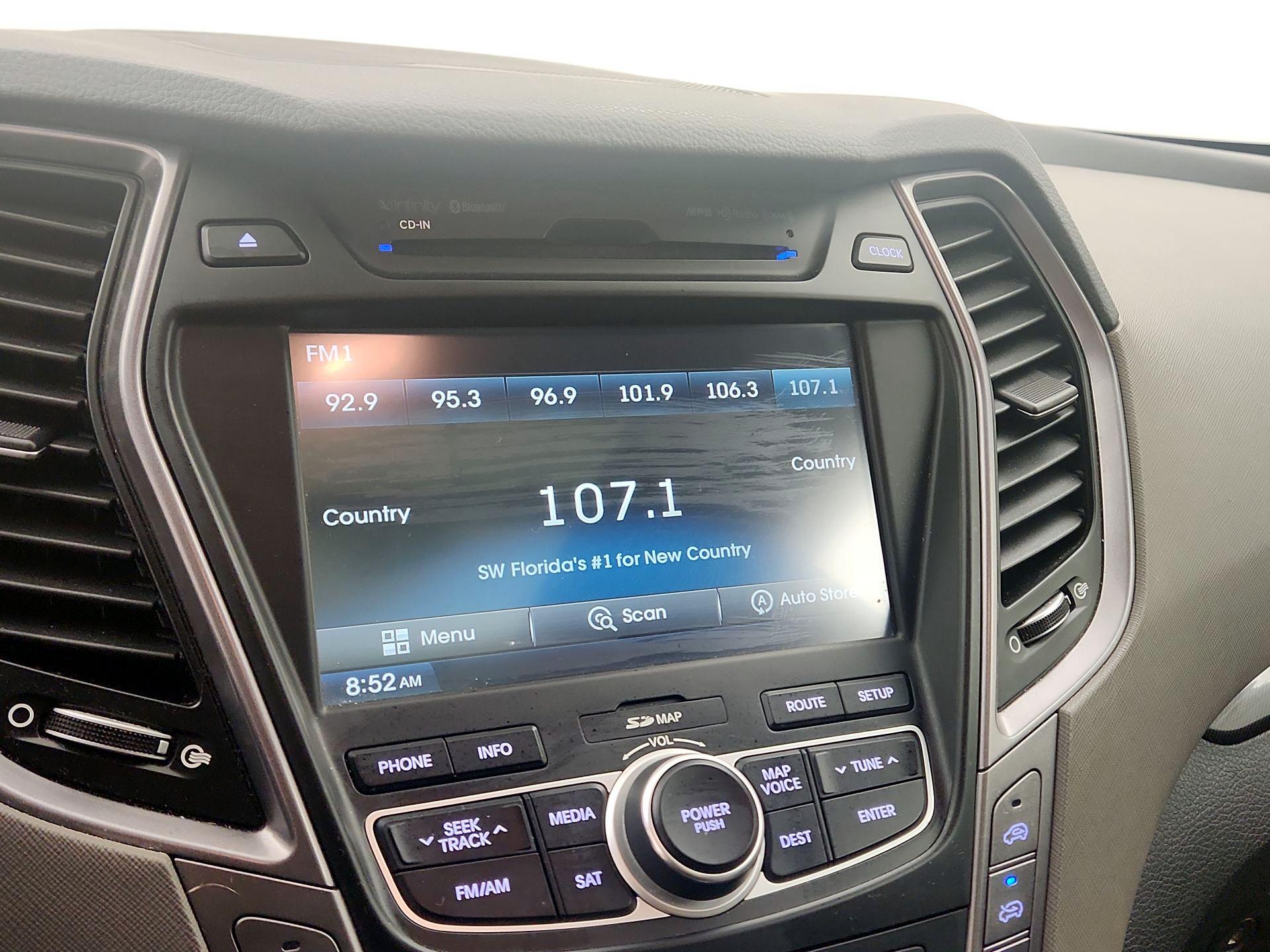 Thumbnail: 2014 Hyundai Santa Fe - 16