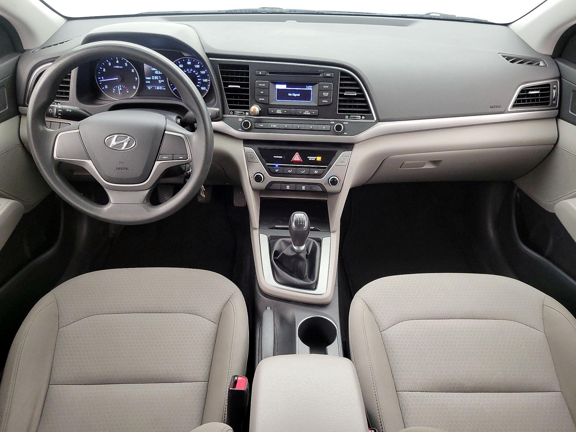 Thumbnail: 2017 Hyundai Elantra - 9