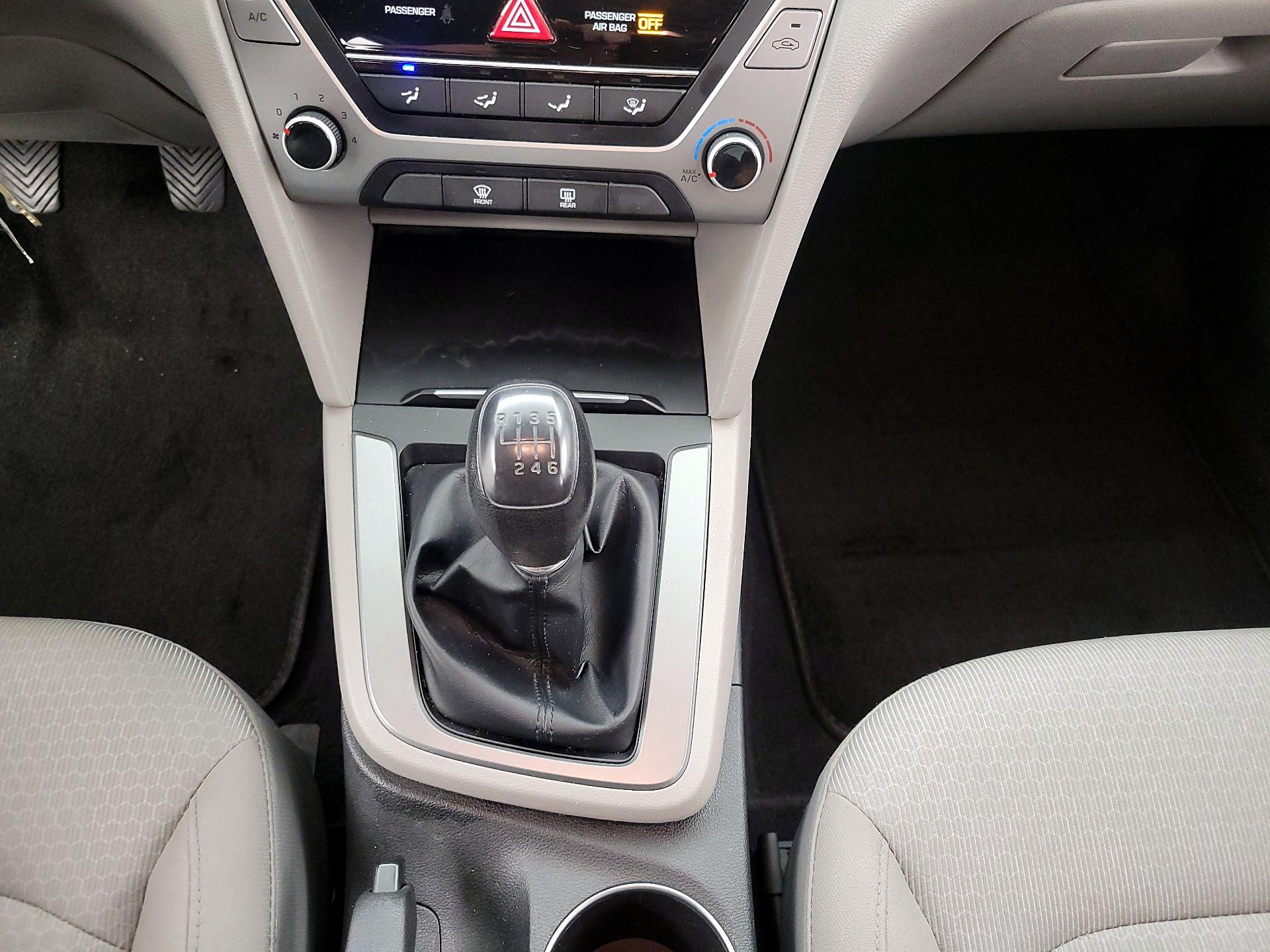 Thumbnail: 2017 Hyundai Elantra - 16