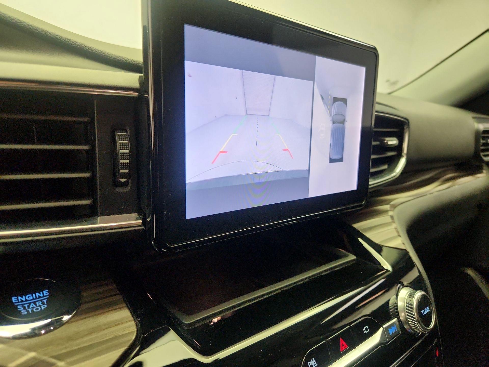 Thumbnail: 2023 Ford Explorer - 15