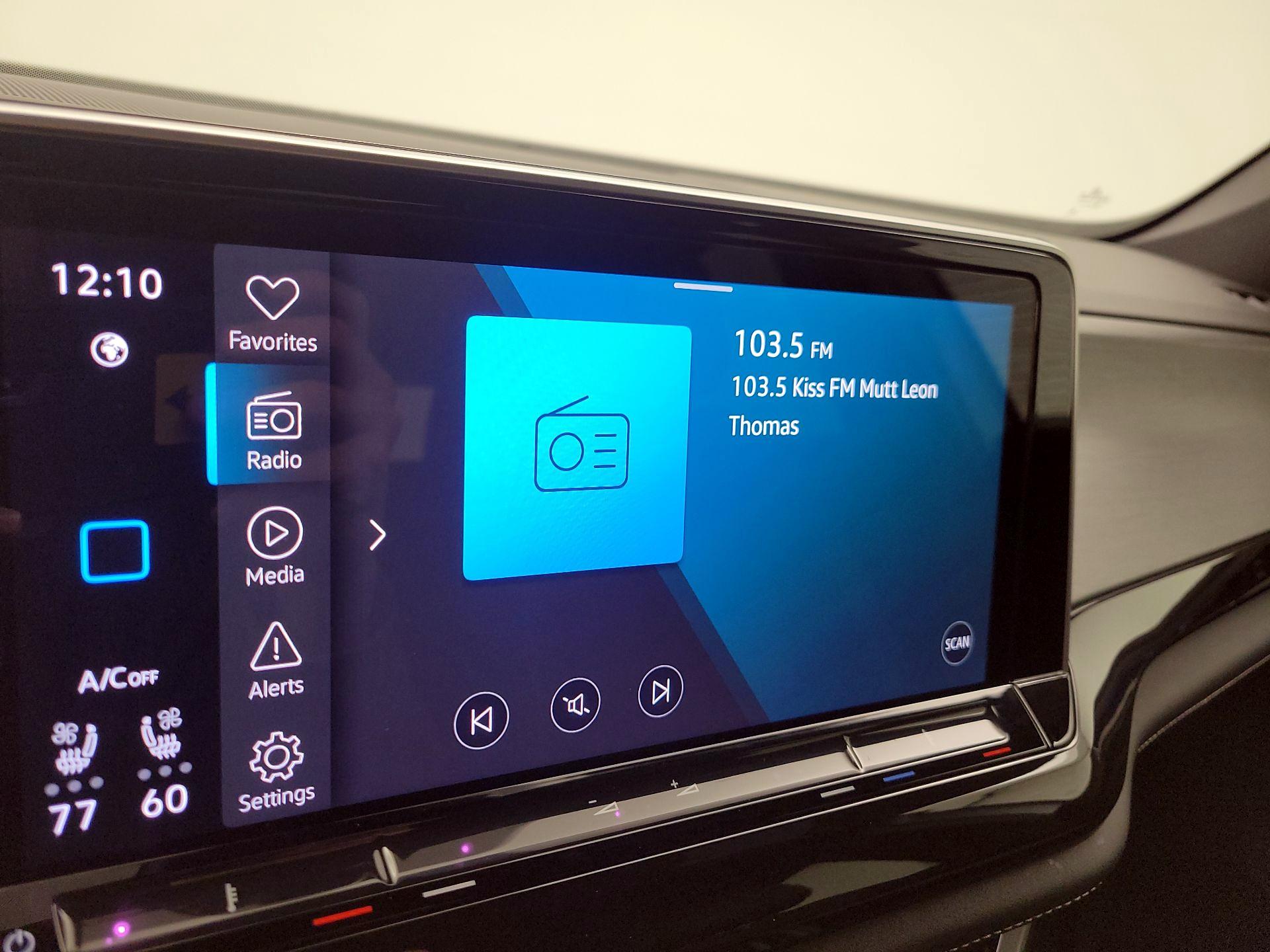 Thumbnail: 2025 Volkswagen Atlas - 15