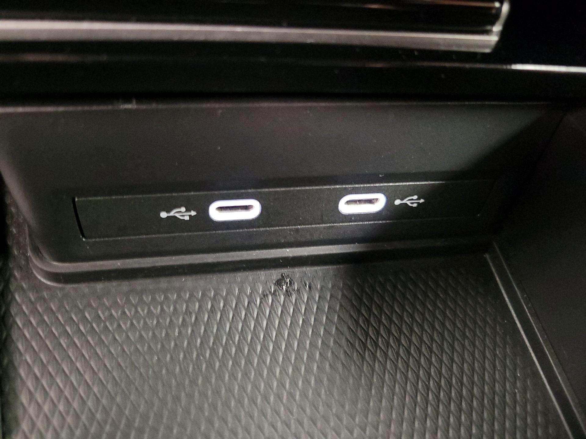 Thumbnail: 2025 Volkswagen Atlas - 18