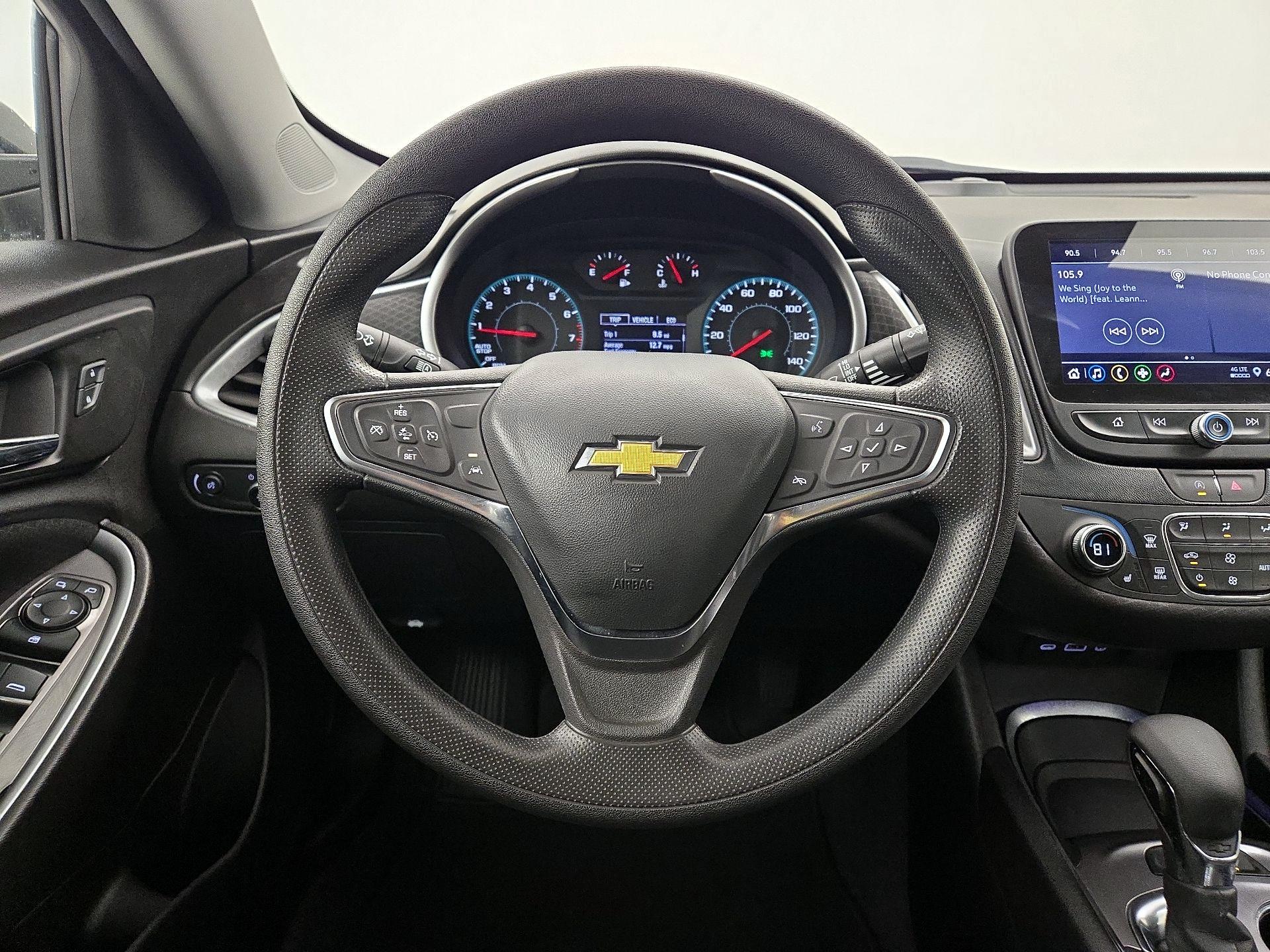 Thumbnail: 2024 Chevrolet Malibu - 10