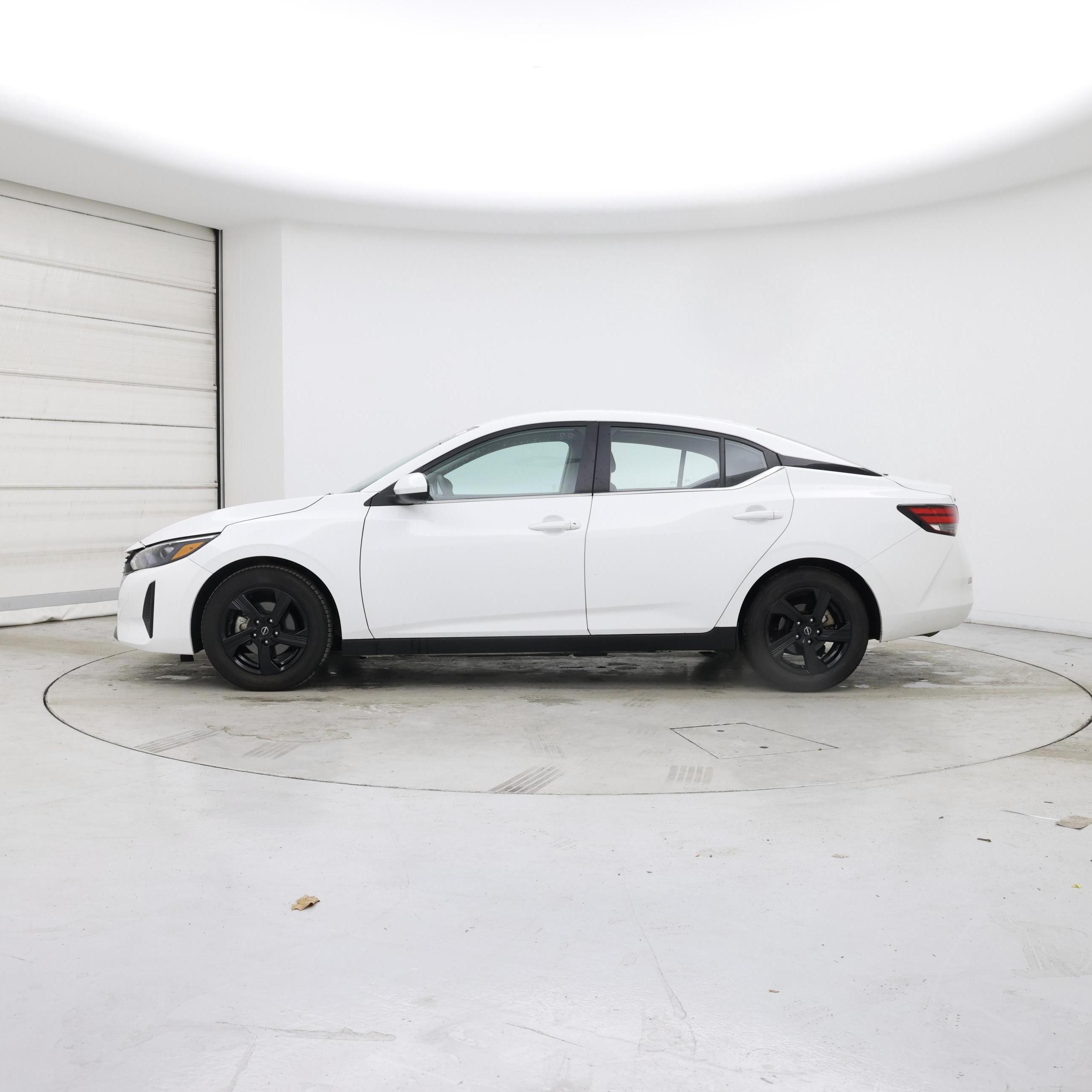 Thumbnail: 2024 Nissan Sentra - 3