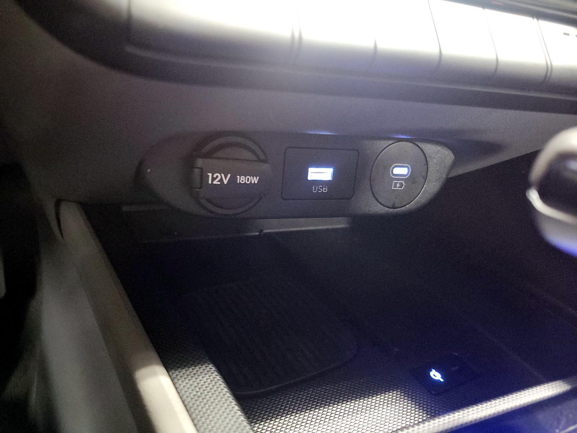 Thumbnail: 2025 Hyundai Elantra - 18