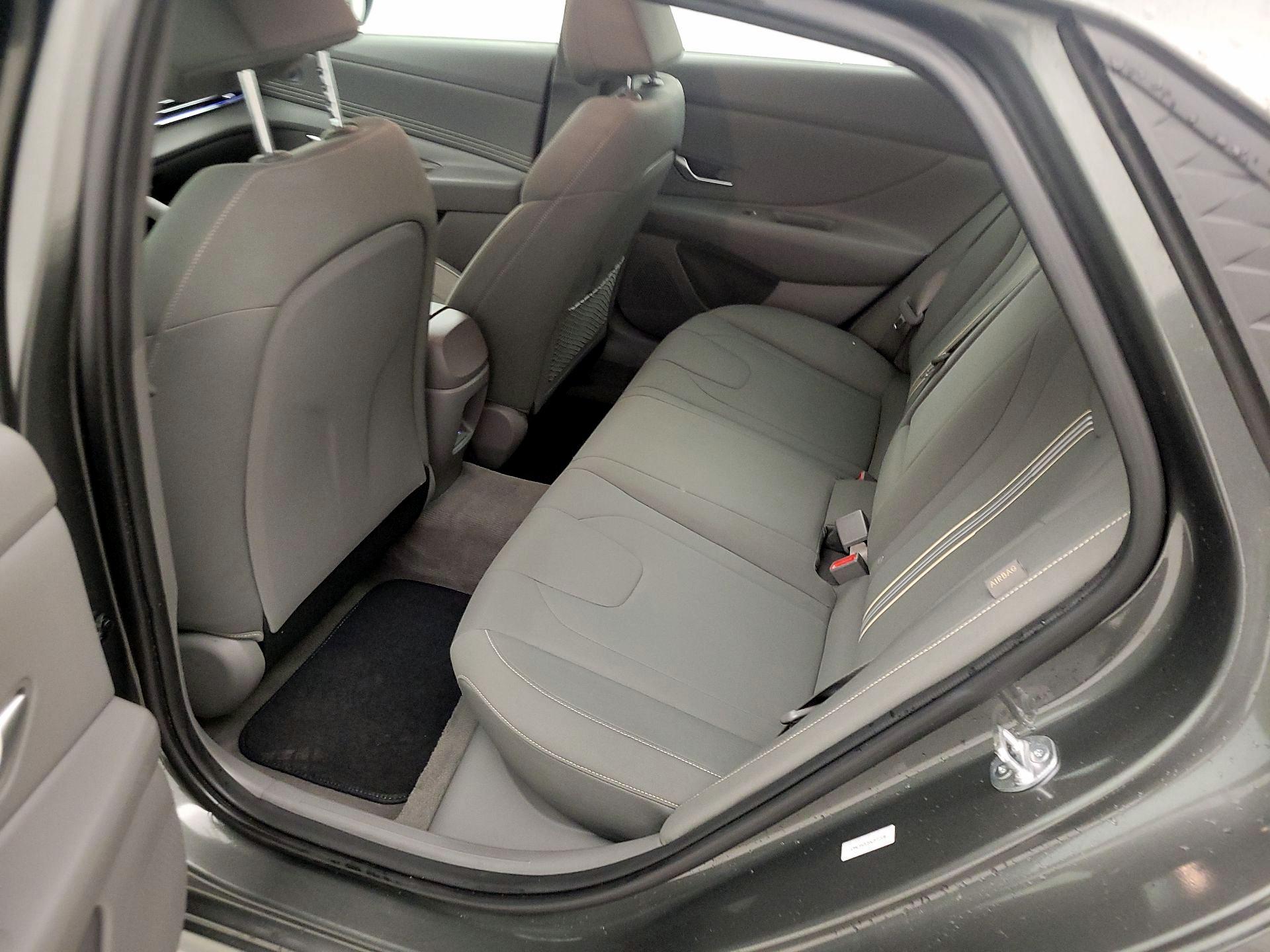 Thumbnail: 2025 Hyundai Elantra - 20