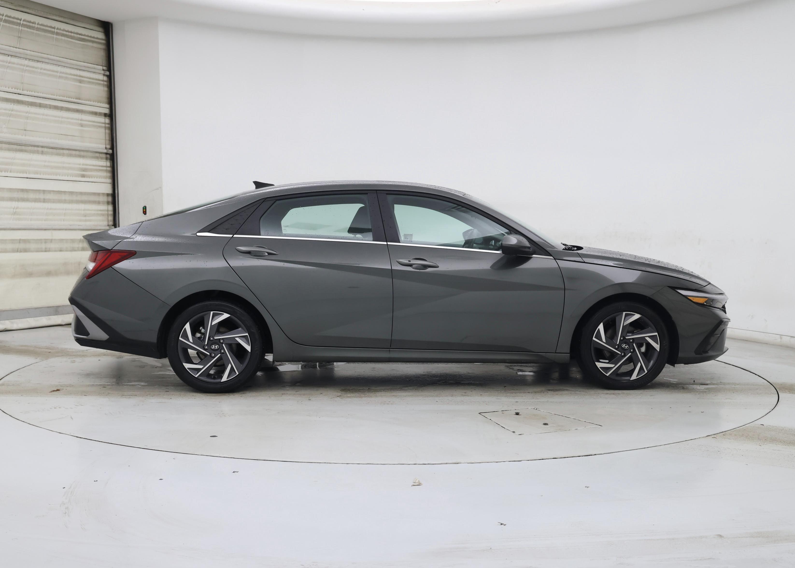 Thumbnail: 2025 Hyundai Elantra - 7