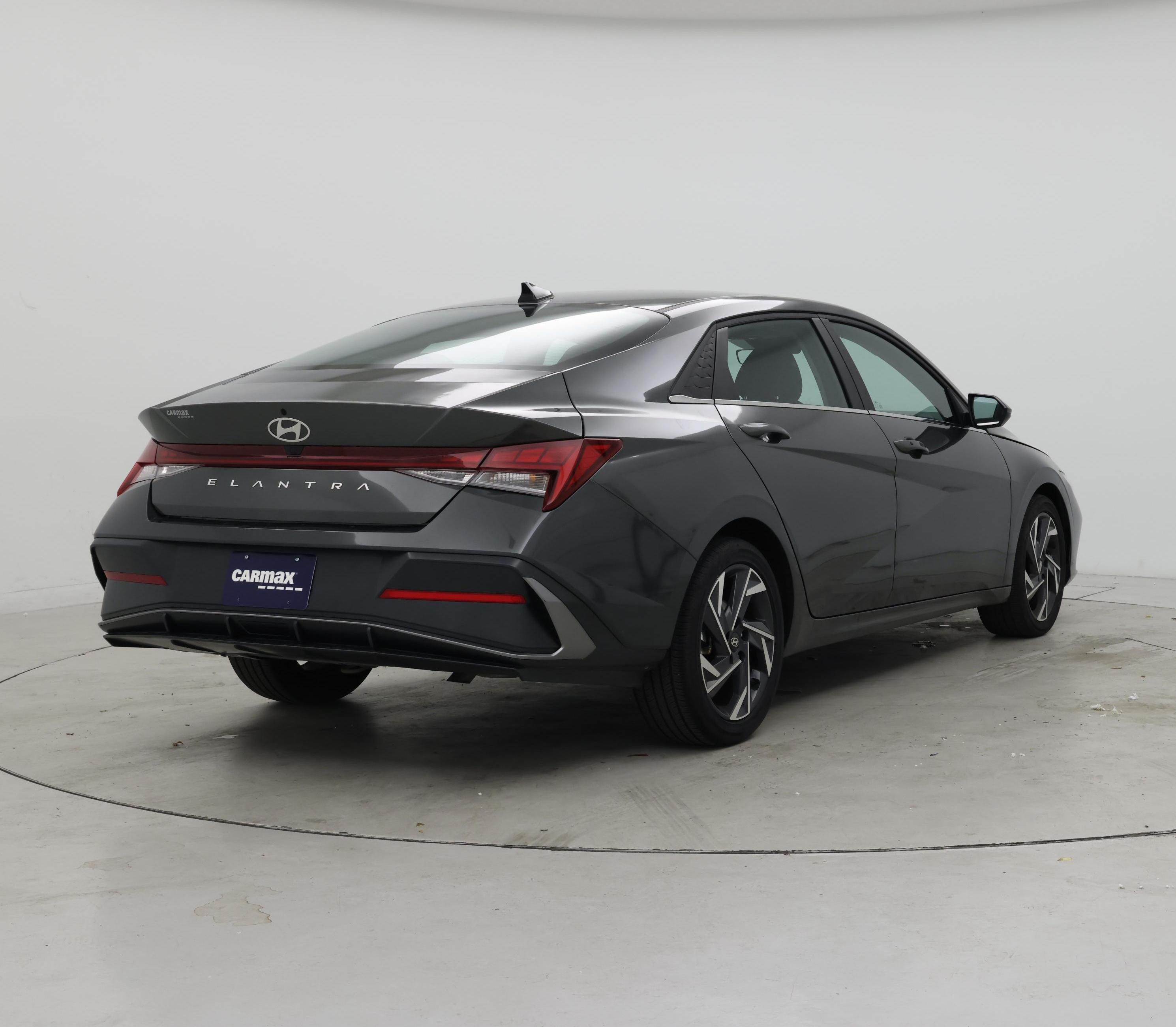 Thumbnail: 2025 Hyundai Elantra - 8