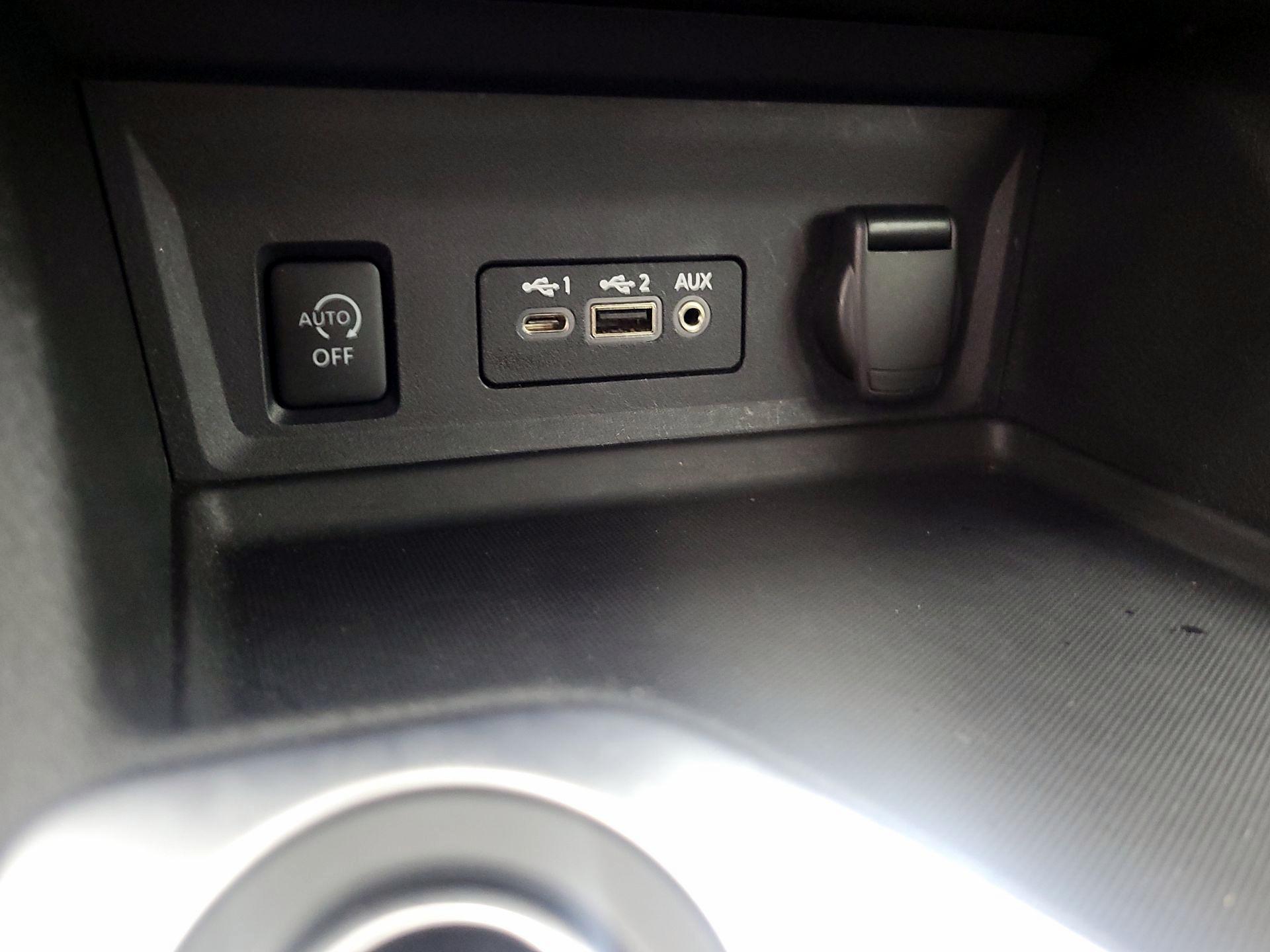 Thumbnail: 2024 Nissan Sentra - 18