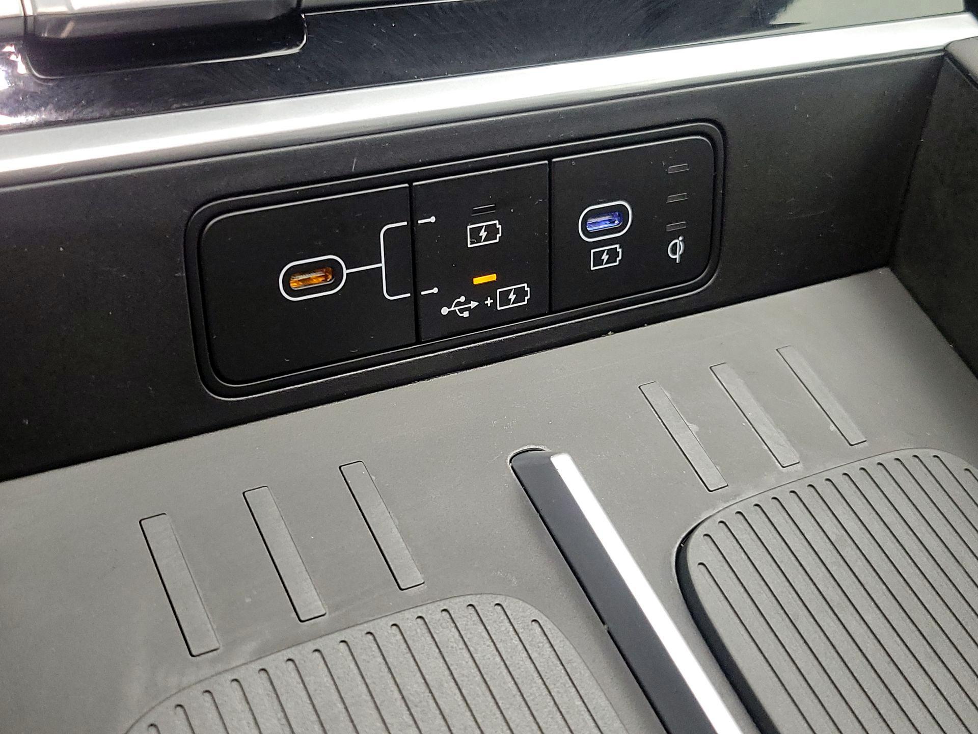 Thumbnail: 2025 Hyundai Santa Fe - 18