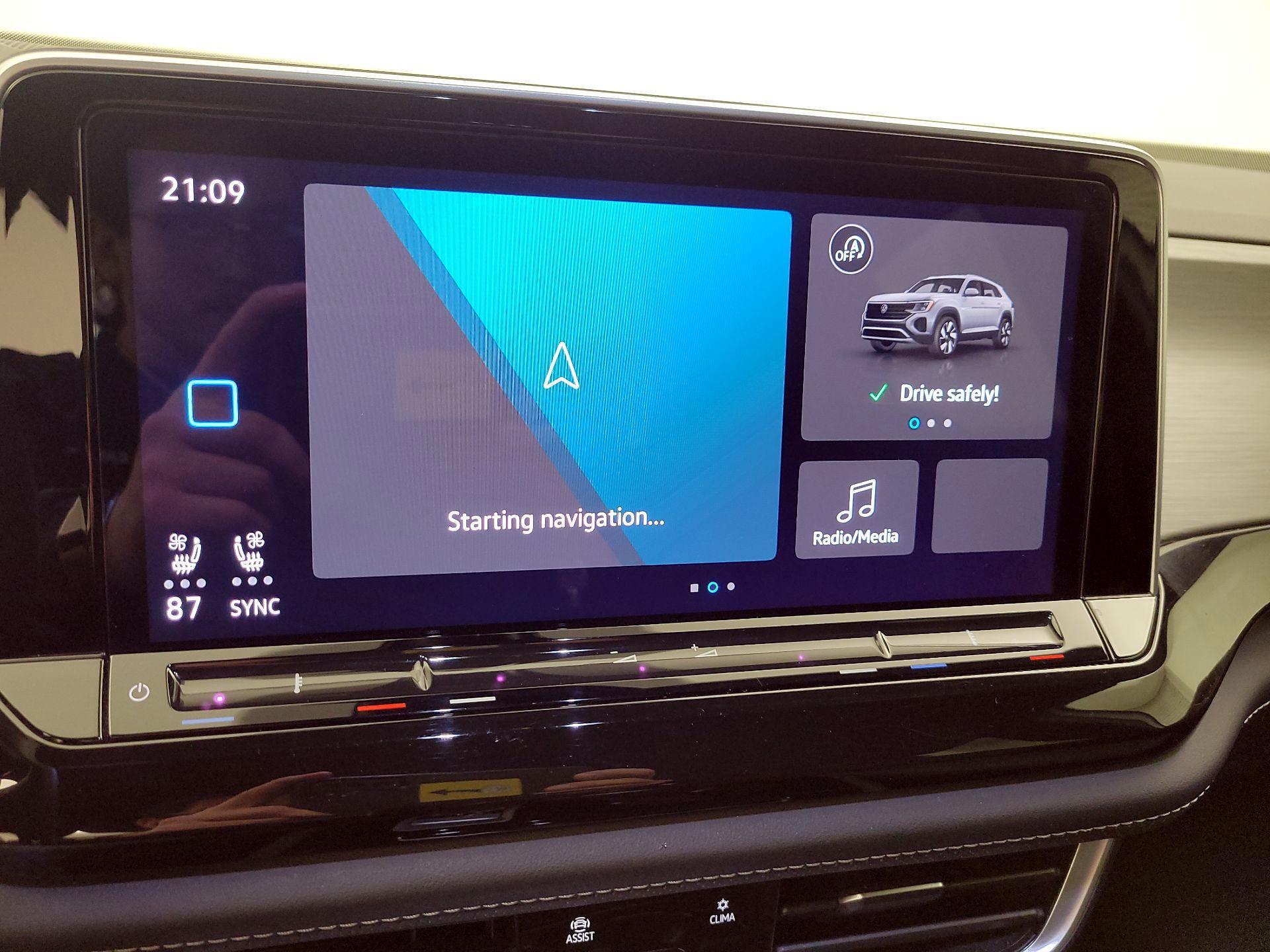 Thumbnail: 2025 Volkswagen Atlas - 14