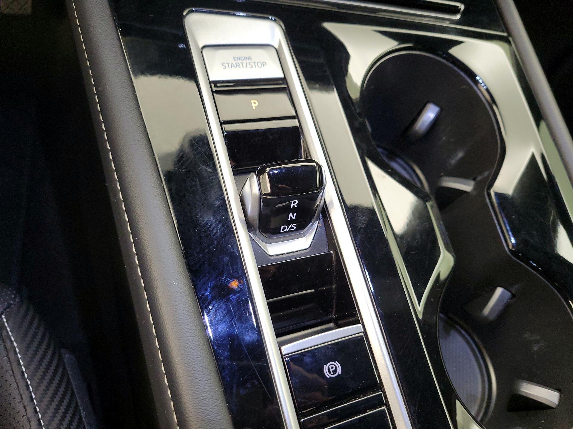 Thumbnail: 2025 Volkswagen Atlas - 15