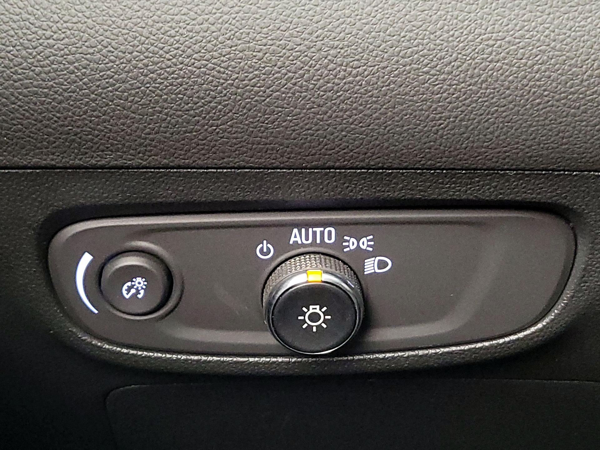 Thumbnail: 2025 Buick Encore GX - 13