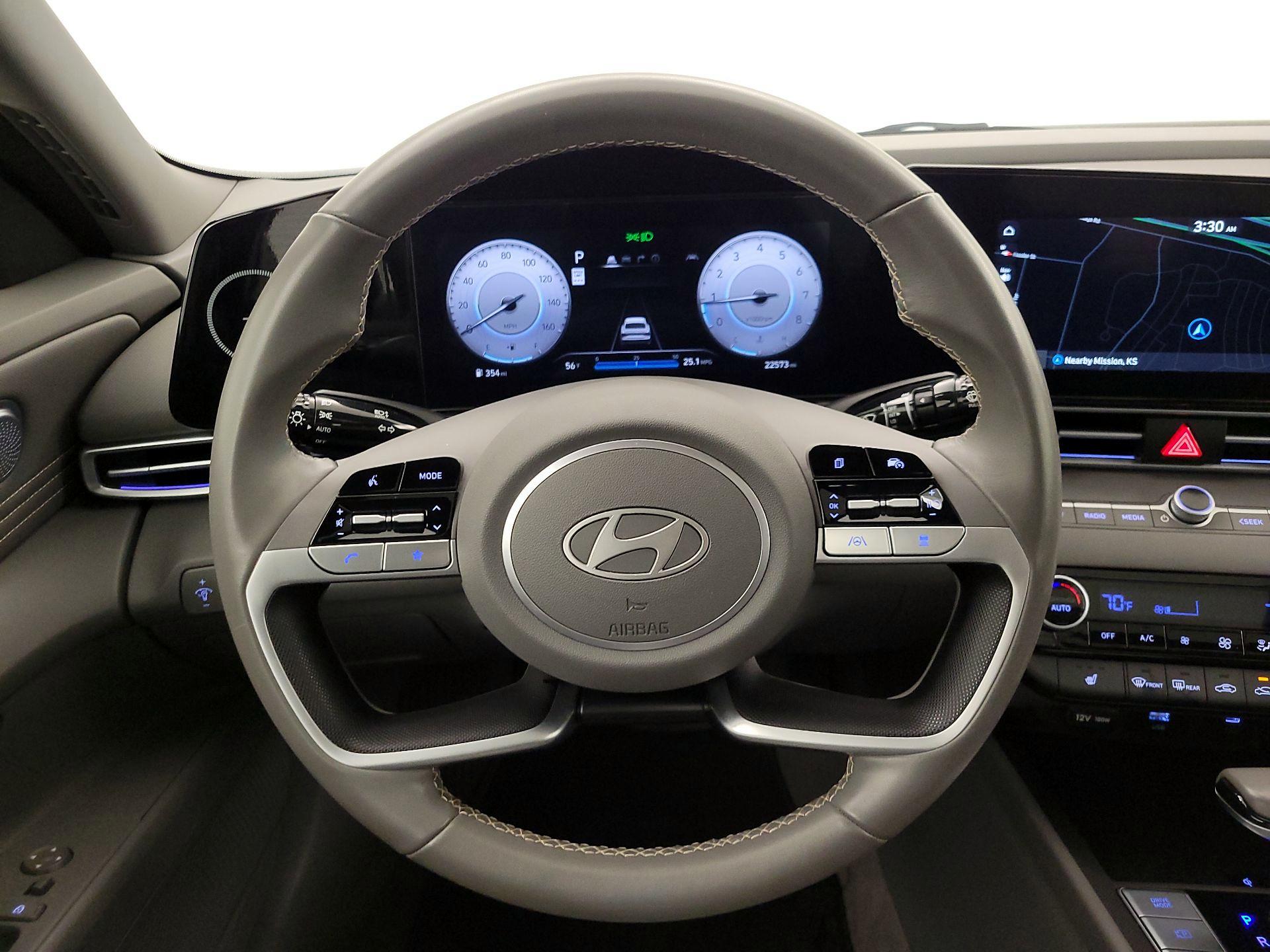 Thumbnail: 2025 Hyundai Elantra - 10