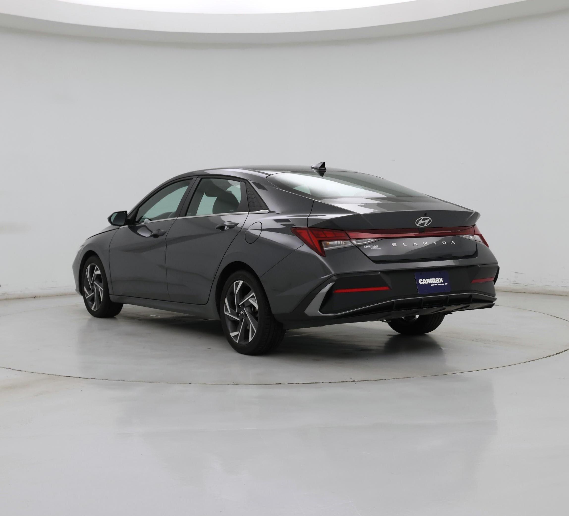 Thumbnail: 2025 Hyundai Elantra - 2