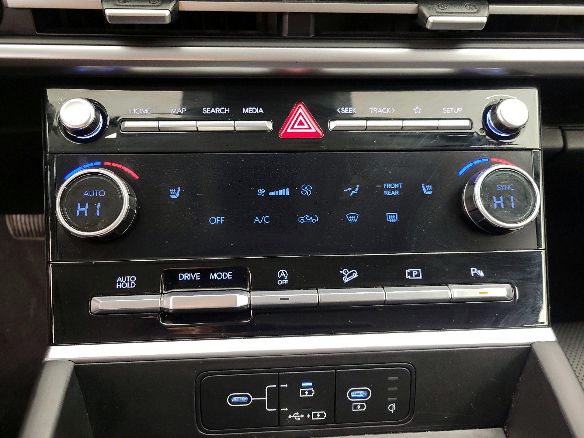 Thumbnail: 2025 Hyundai Santa Fe - 16