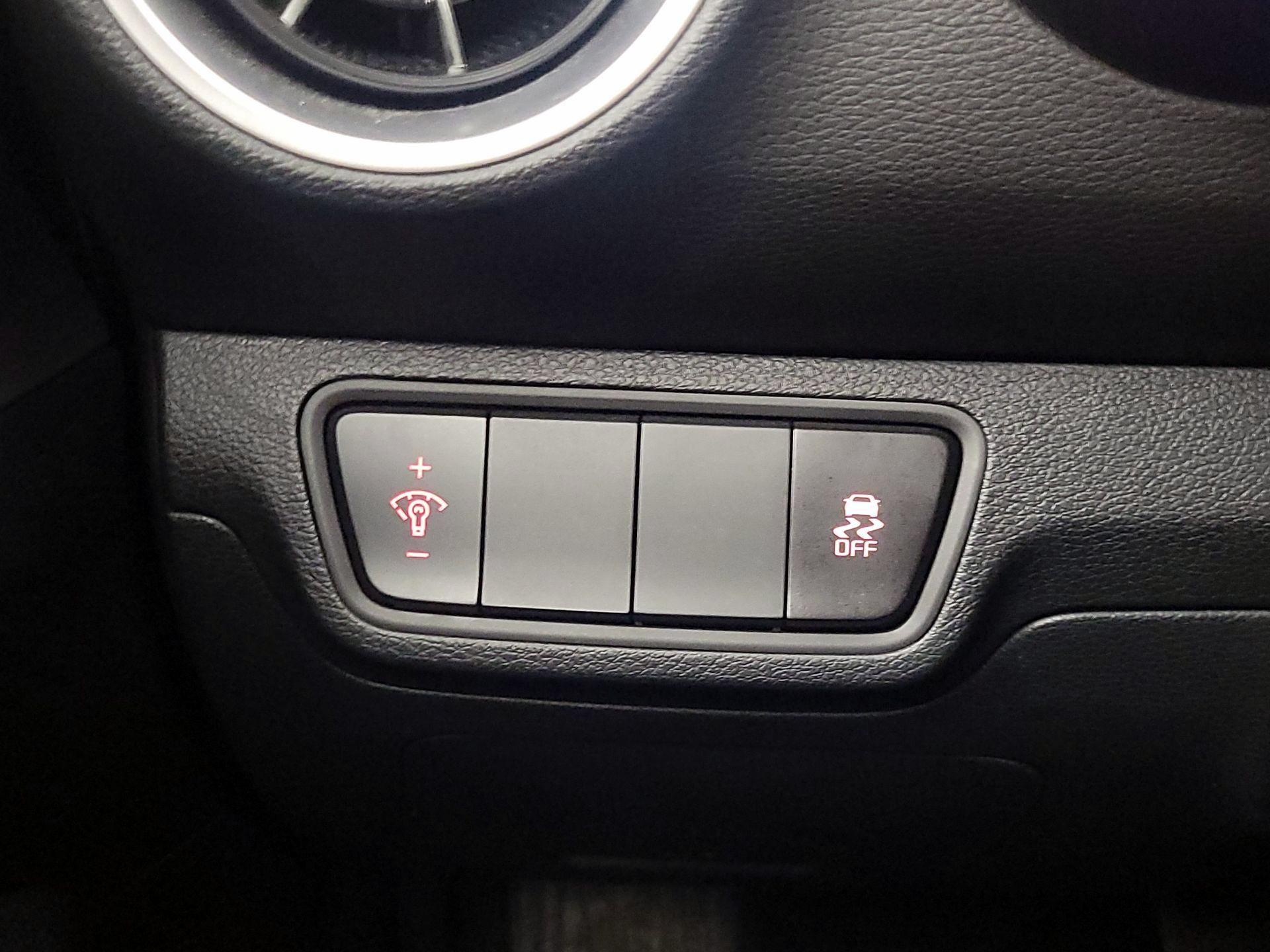 Thumbnail: 2024 Kia Forte - 13