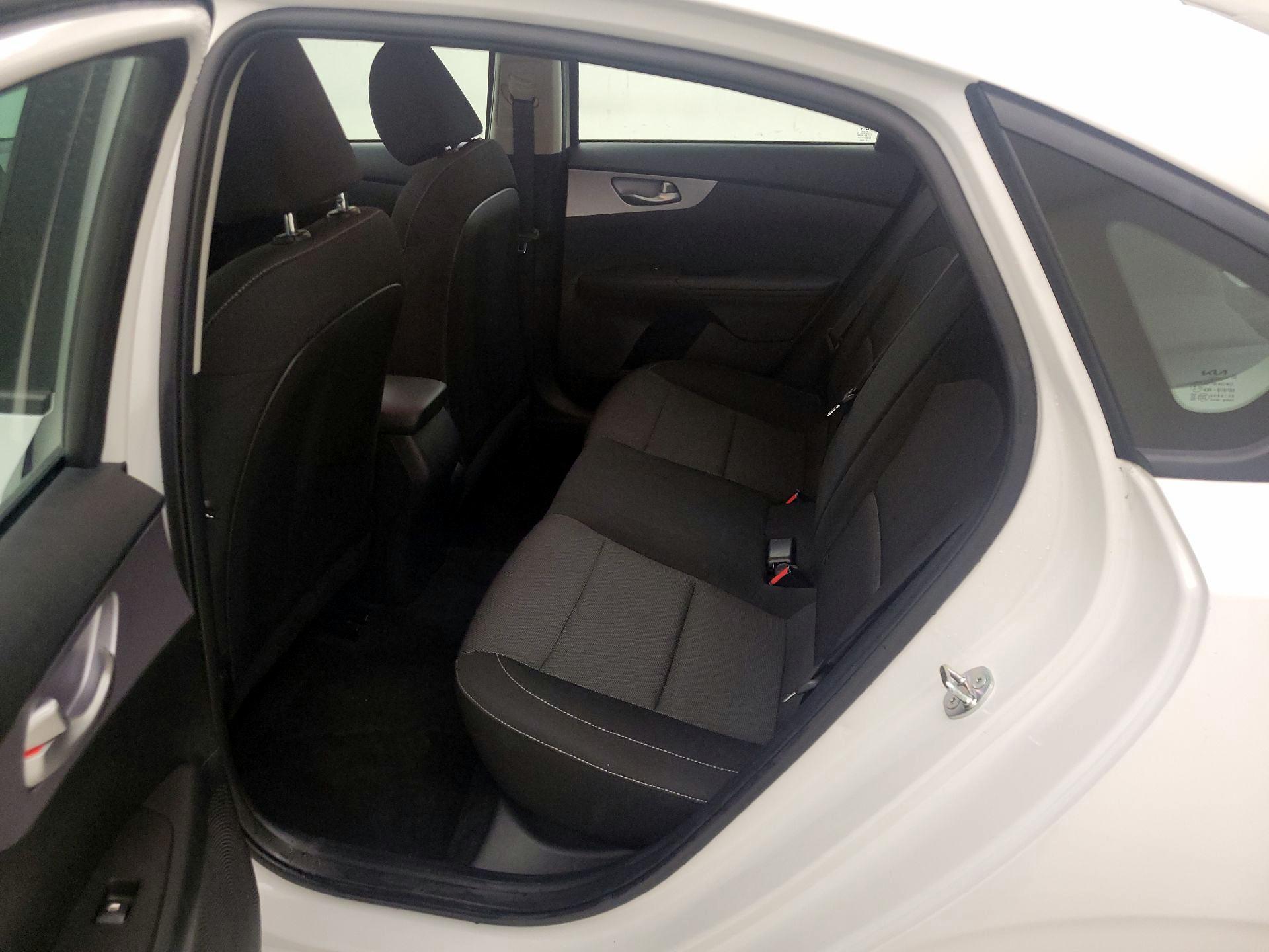 Thumbnail: 2024 Kia Forte - 19