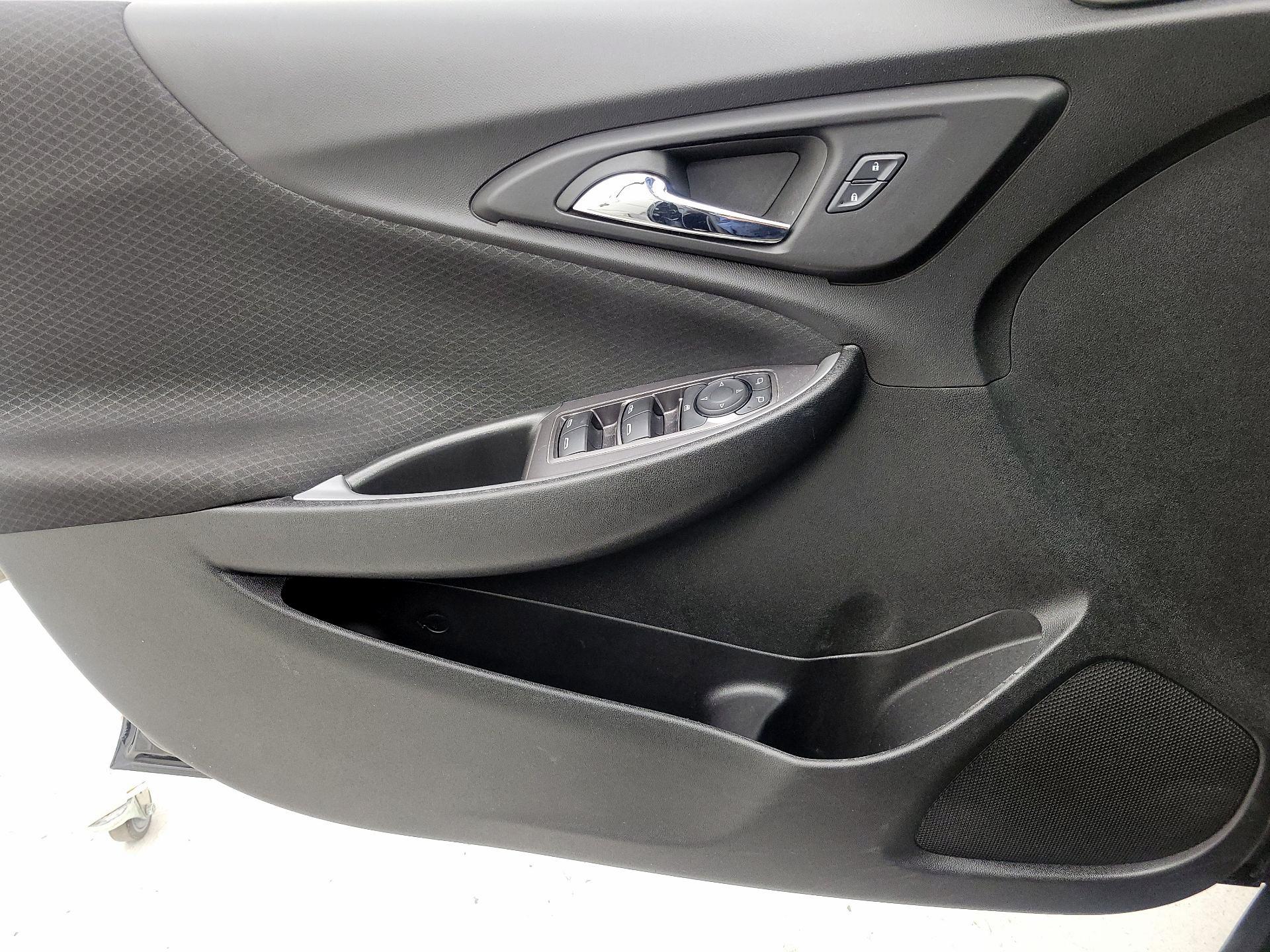 Thumbnail: 2024 Chevrolet Malibu - 12