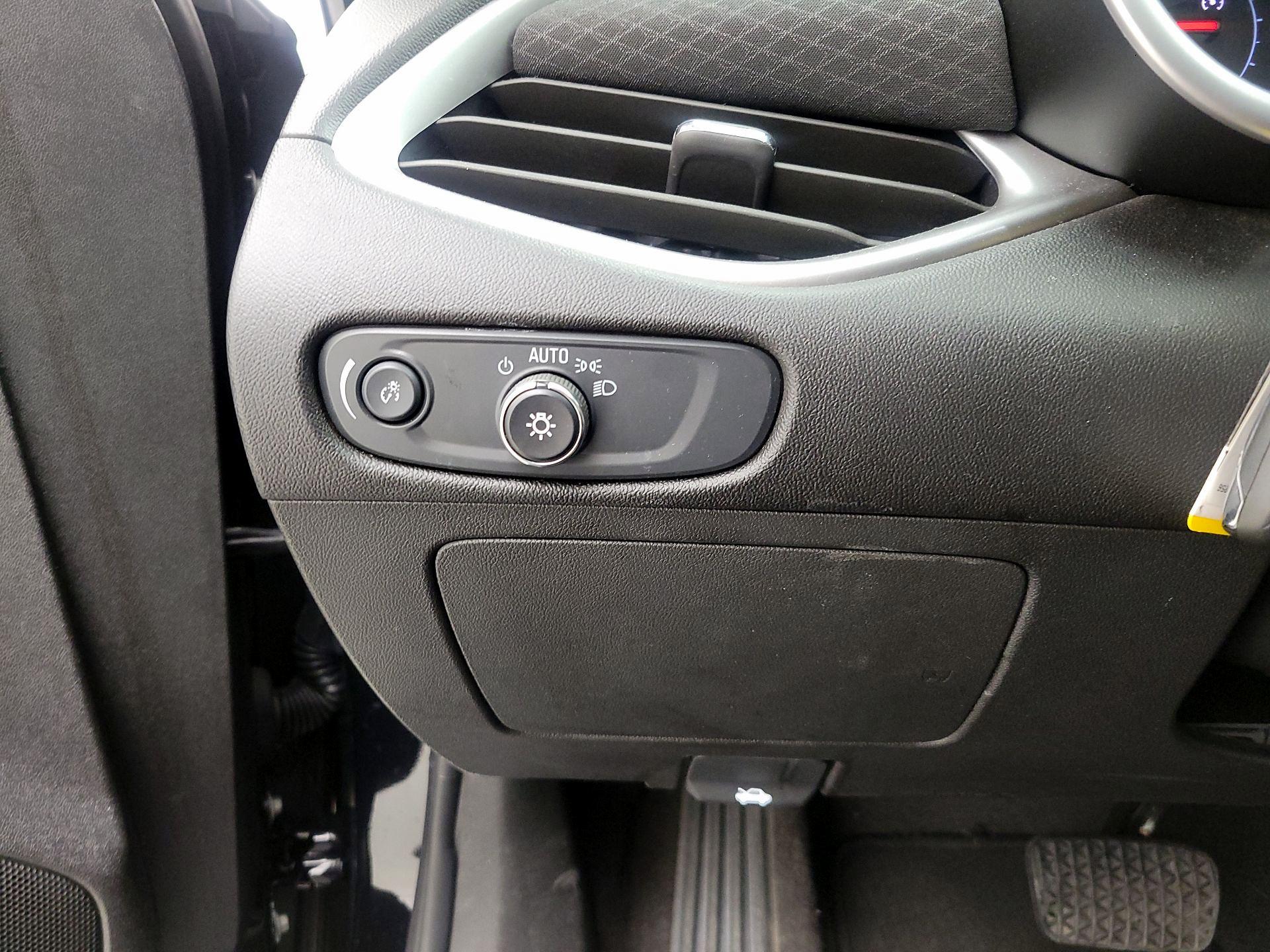 Thumbnail: 2024 Chevrolet Malibu - 13